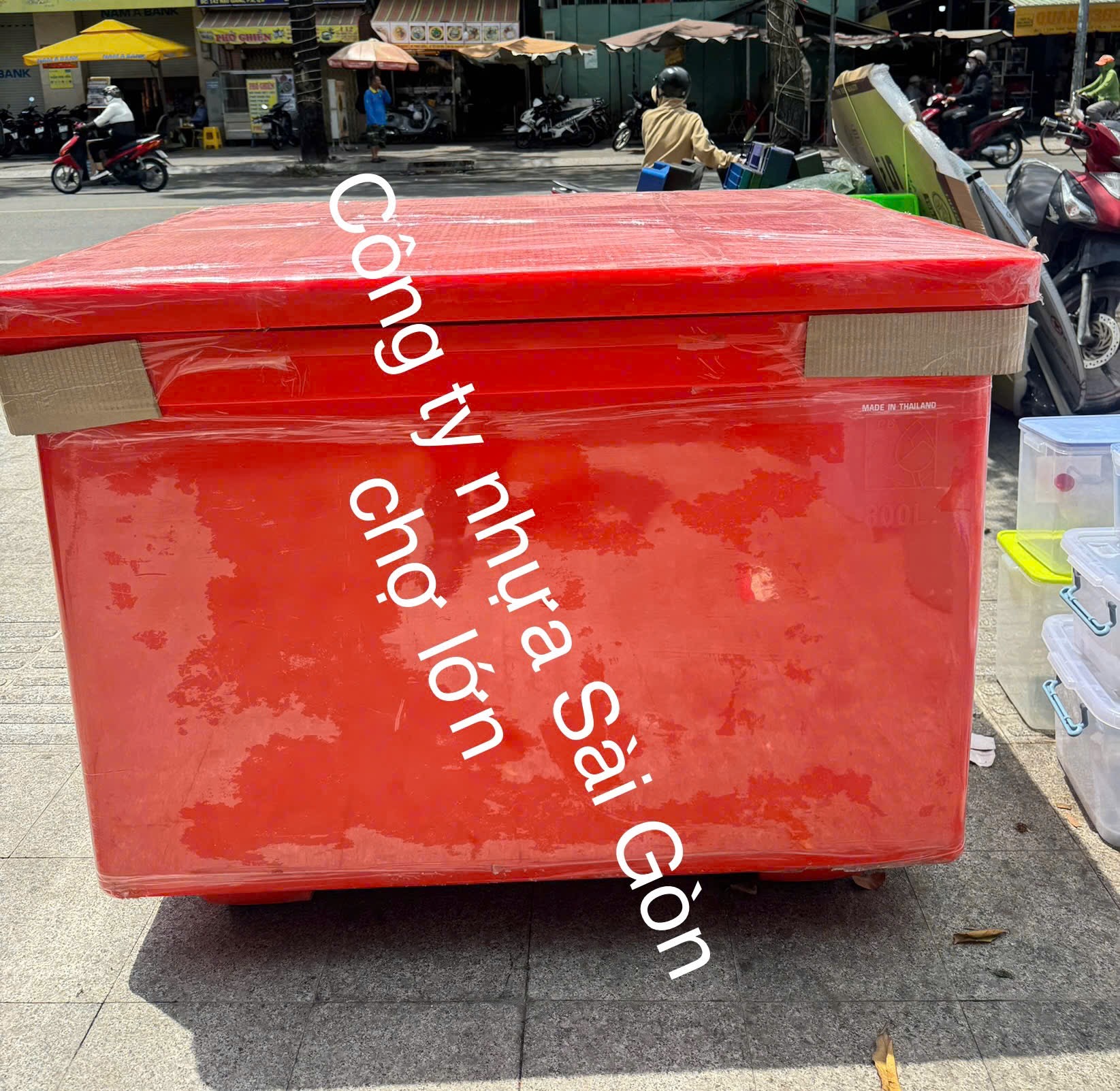 Thùng đá Thái Lan 800 lít nhập khẩu màu xanh