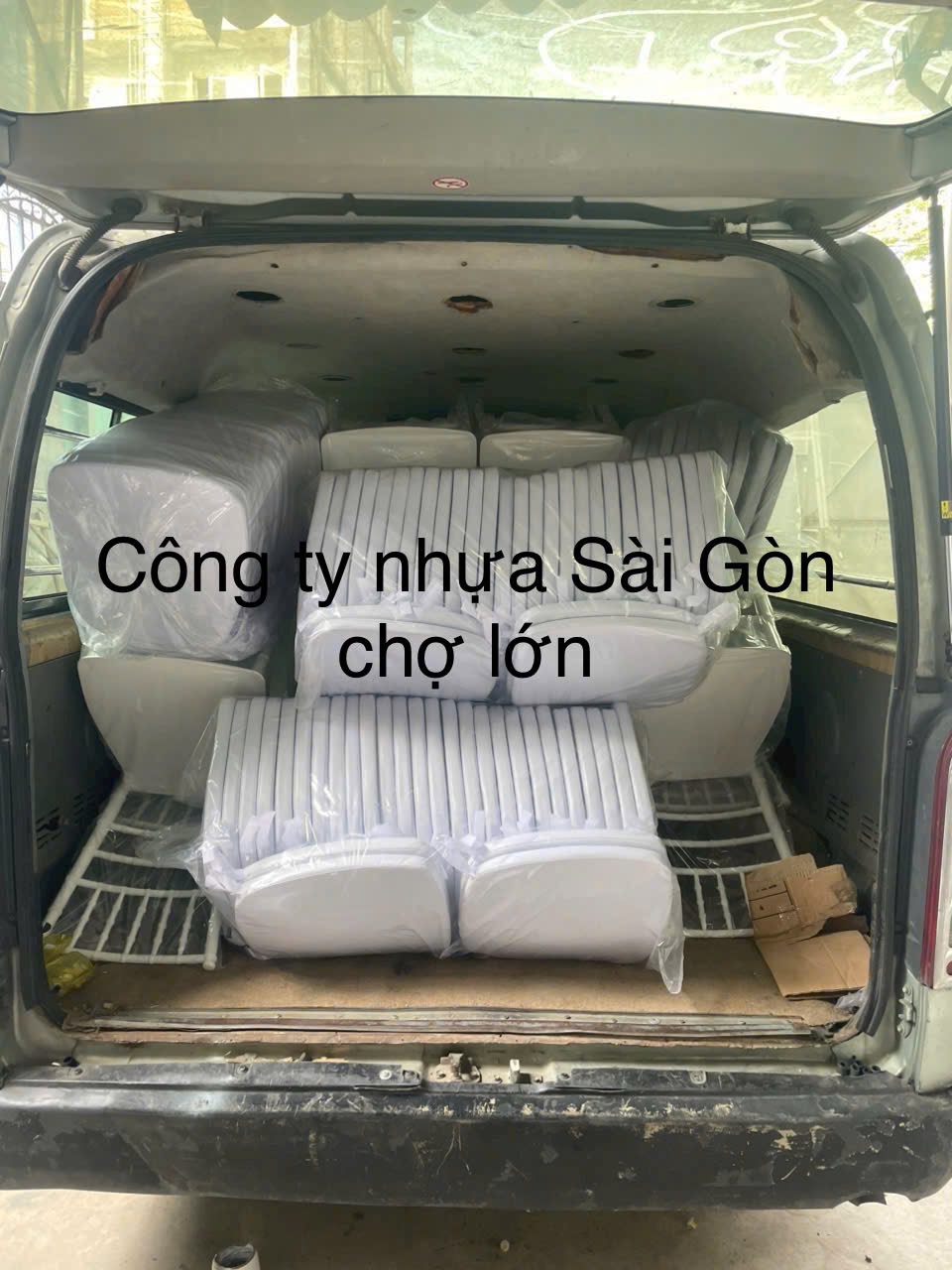 Ghế nhựa trúc nhà hàng cao cấp nhập khẩu