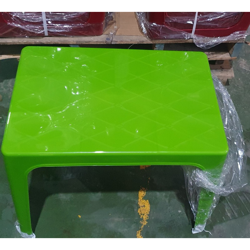 Bàn nhựa  chữ nhật sọc kẻ   Chấn Thuận Thành cao cấp loại 1