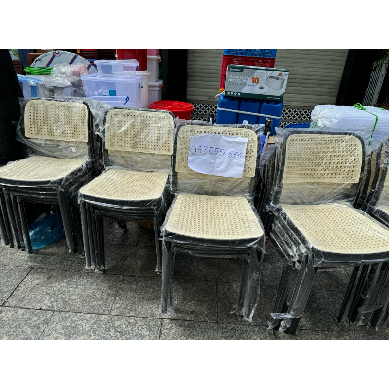 Ghế nhựa  cafe HOLY  đan mây nhập khẩu