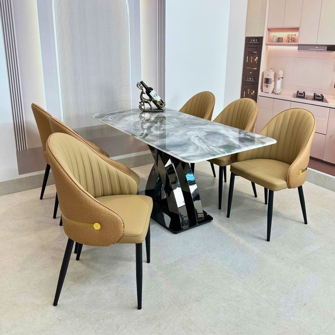 Bàn ăn Luxury mặt đá Ceramic chống trầy xước.