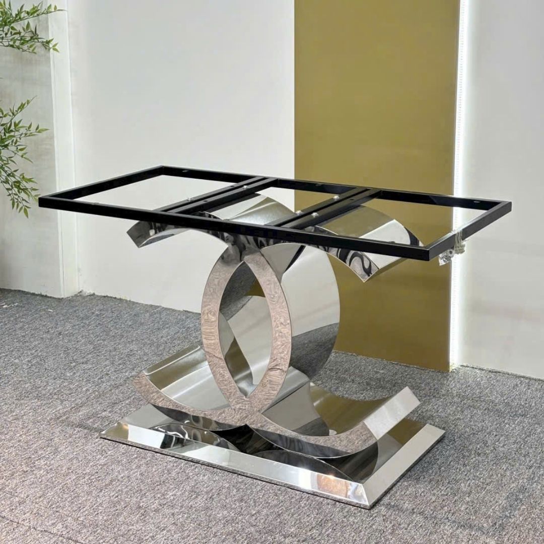 Mẫu bàn ăn Chanel VIP nhập khẩu cao cấp dành cho căn hộ và biệt thự.
