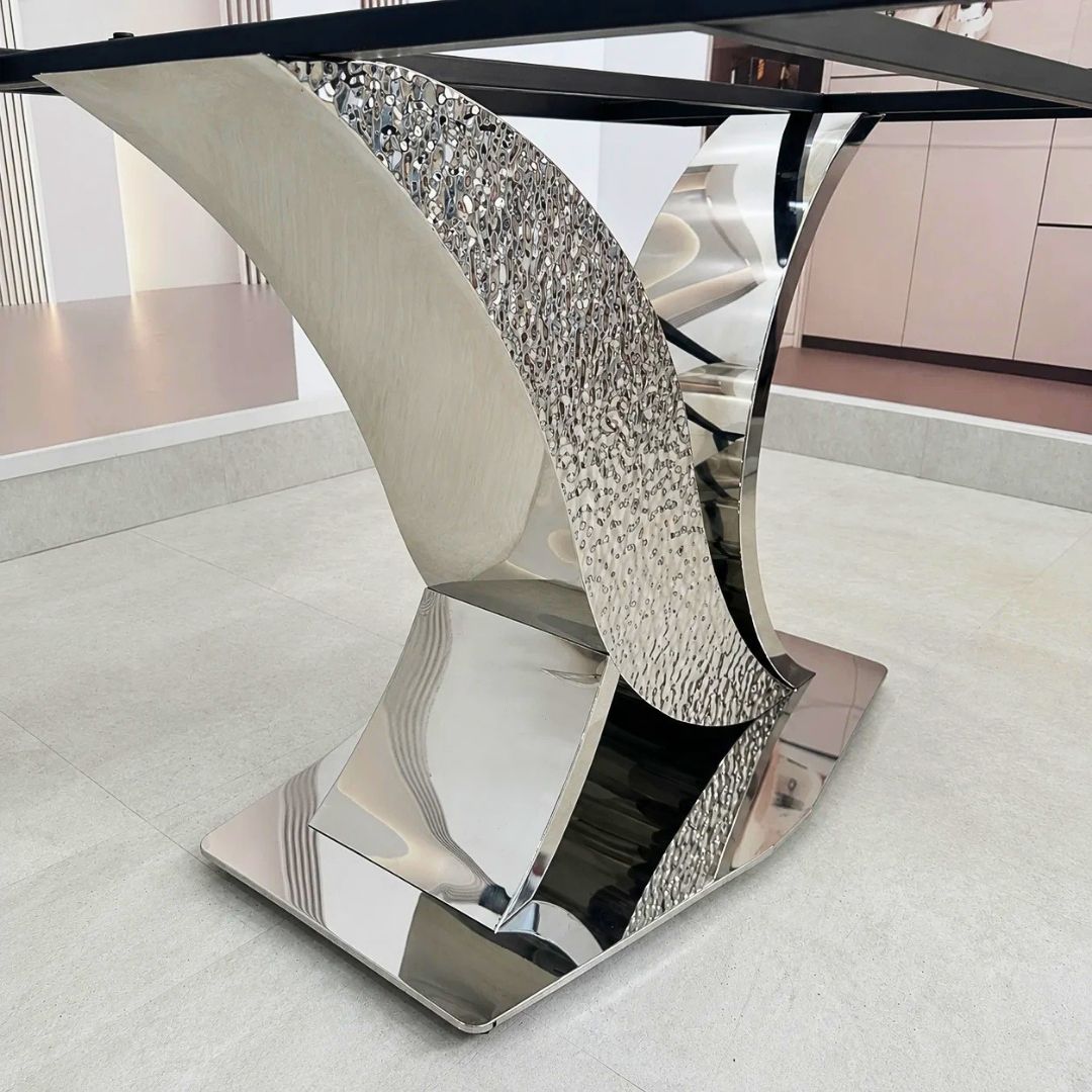 Bàn ăn Lumina phong cách Modern Luxury cao cấp.