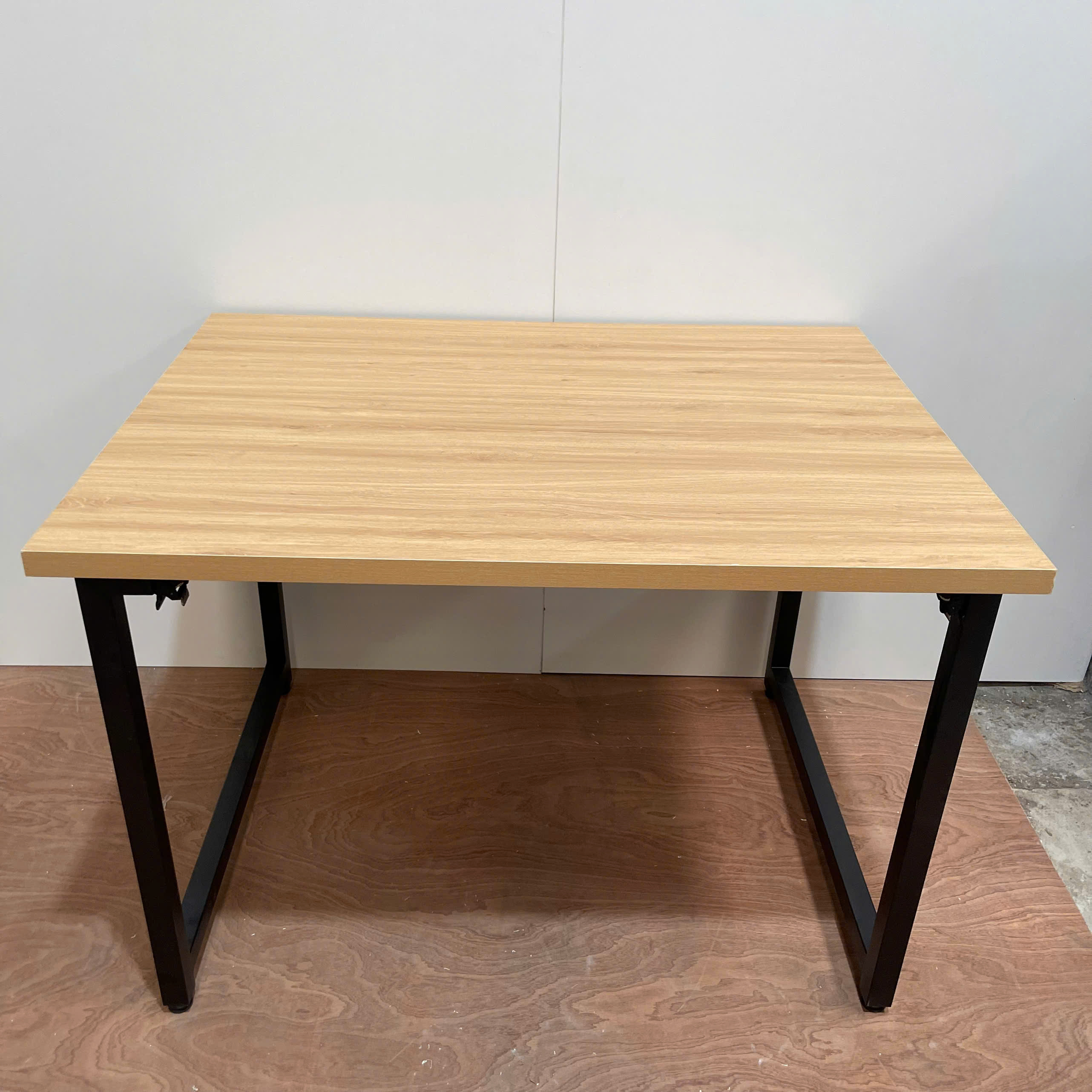 Bàn Cắt May MDF Melamine 120x90x82cm Chân Sắt Hộp Gấp Gọn Sơn Tĩnh Điện KN Home Decor