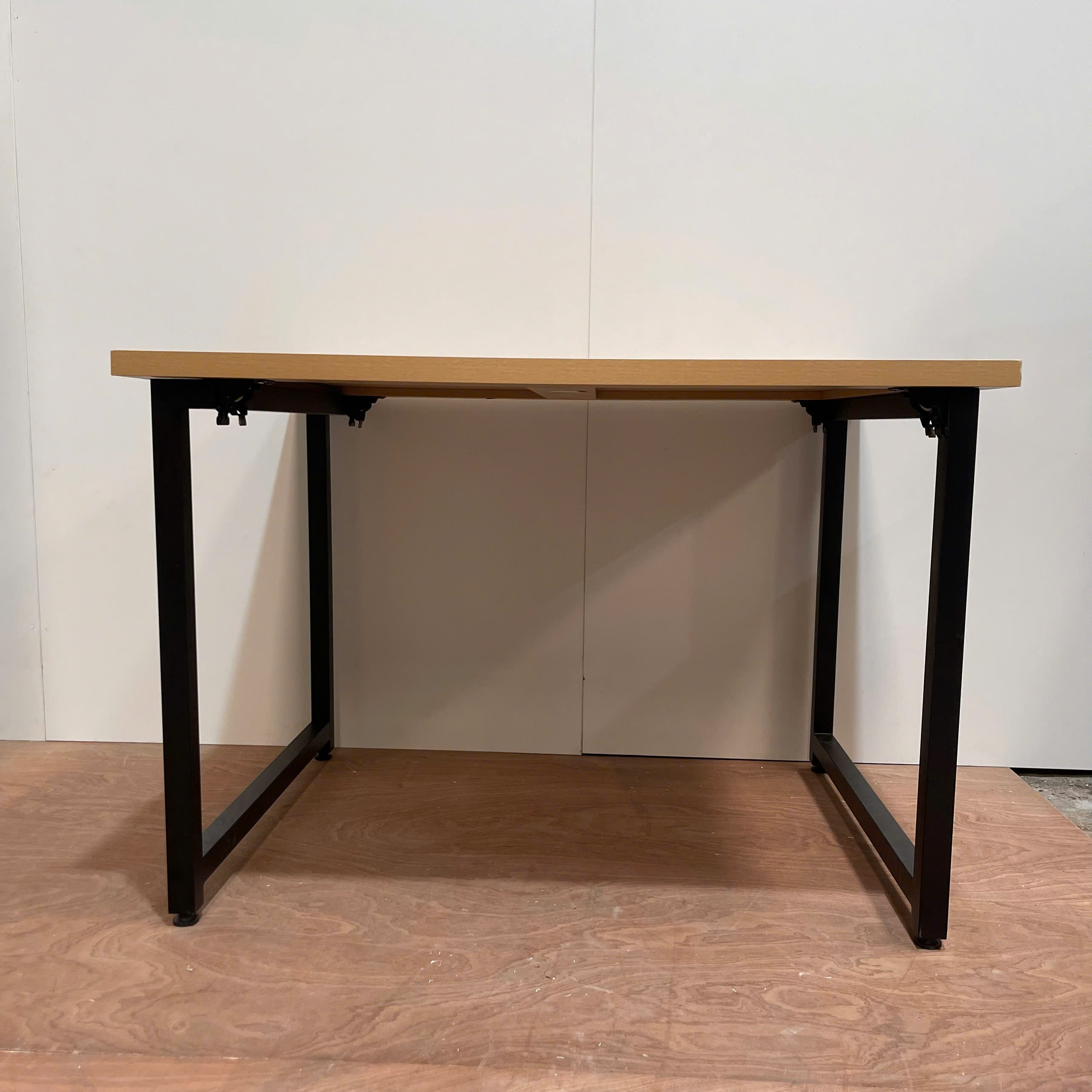 Bàn Cắt May MDF Melamine 120x90x82cm Chân Sắt Hộp Gấp Gọn Sơn Tĩnh Điện KN Home Decor