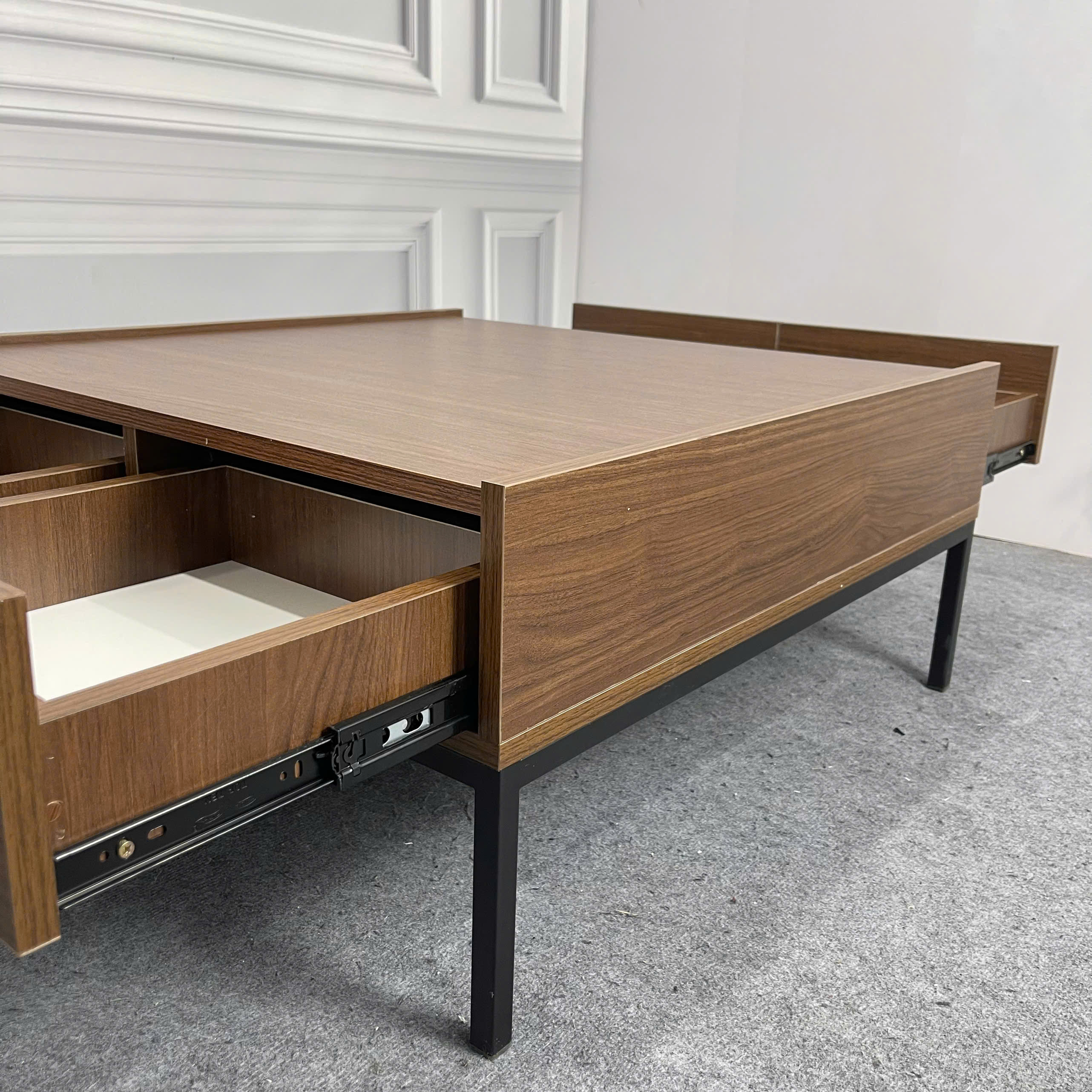 Bàn Chơi Trẻ Em MDF Melamine 80x80x35cm Có Ngăn Kéo Lưu Trữ Chân Sắt Sơn Tĩnh Điện KN Home Decor