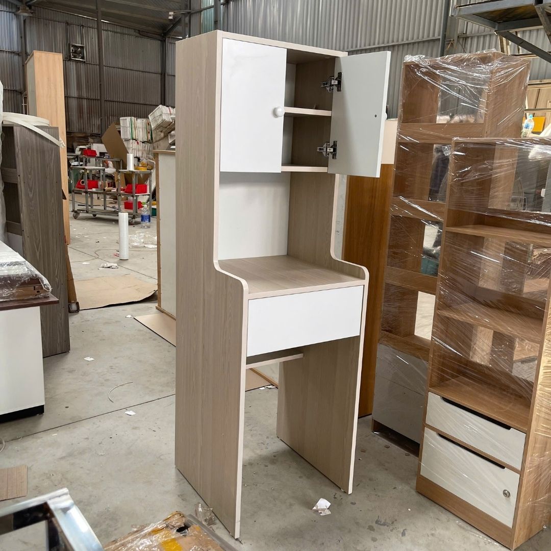 Bàn trang điểm MDF phủ Melamine có ngăn kéo, thiết kế thanh lịch, thương hiệu KN Home Decor.