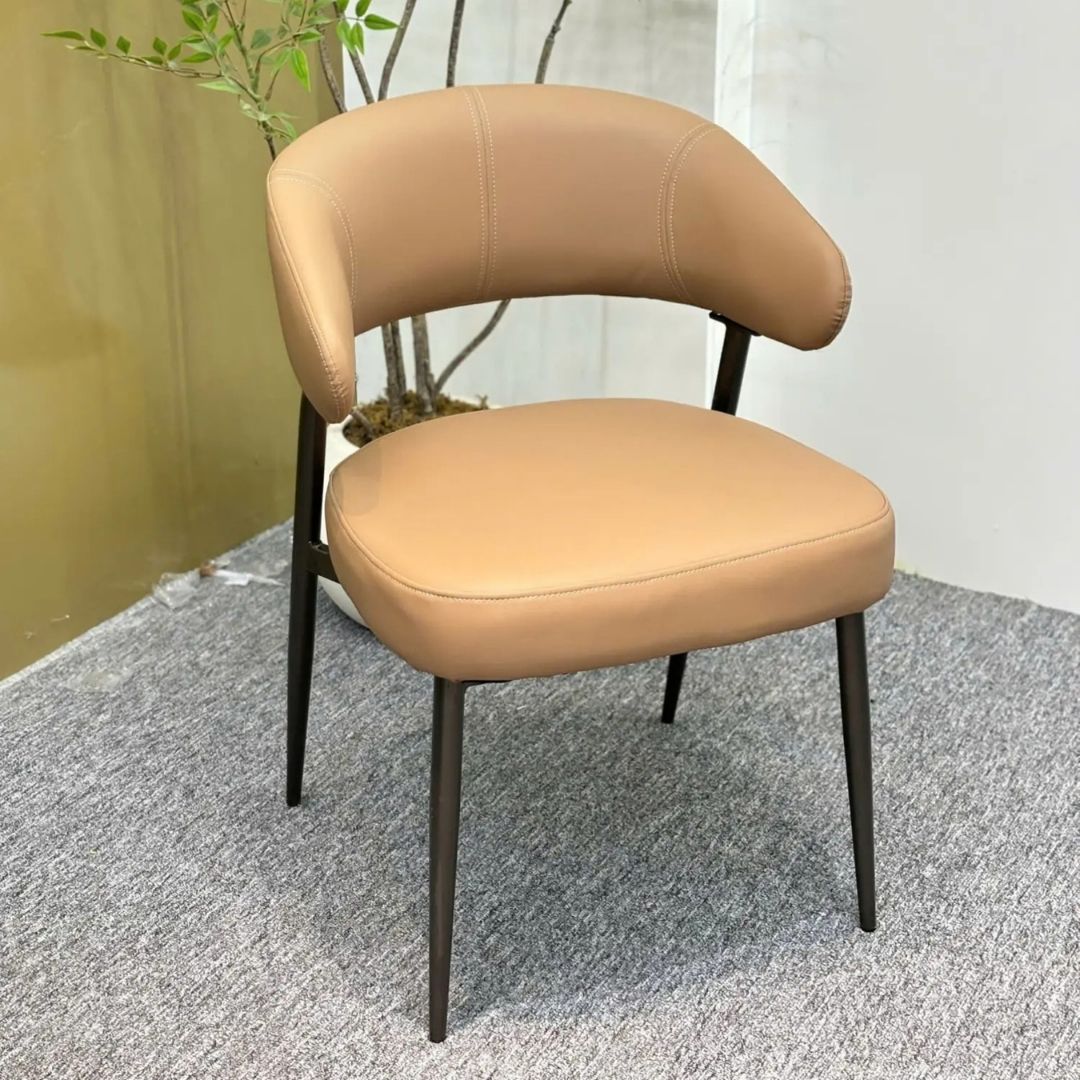 Ghế ăn Chubby hiện đại