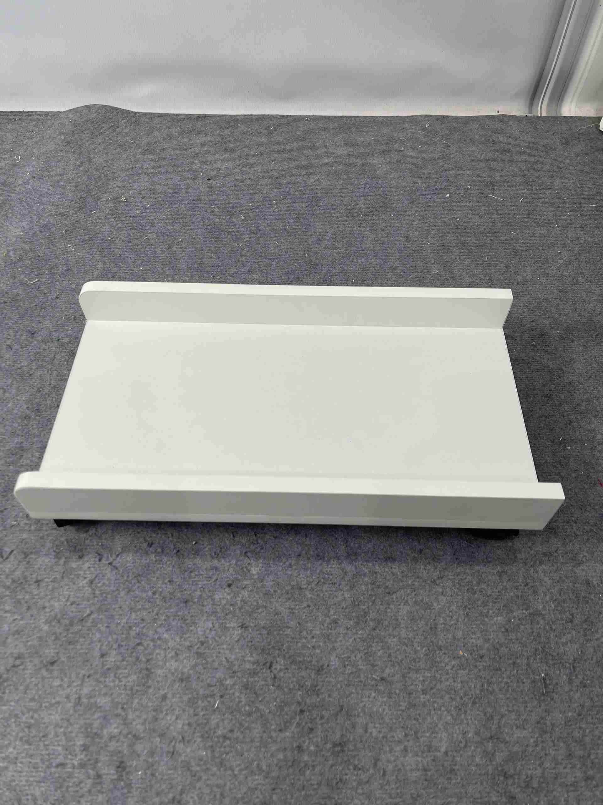 kệ để case máy tính có bánh xe gỗ mdf