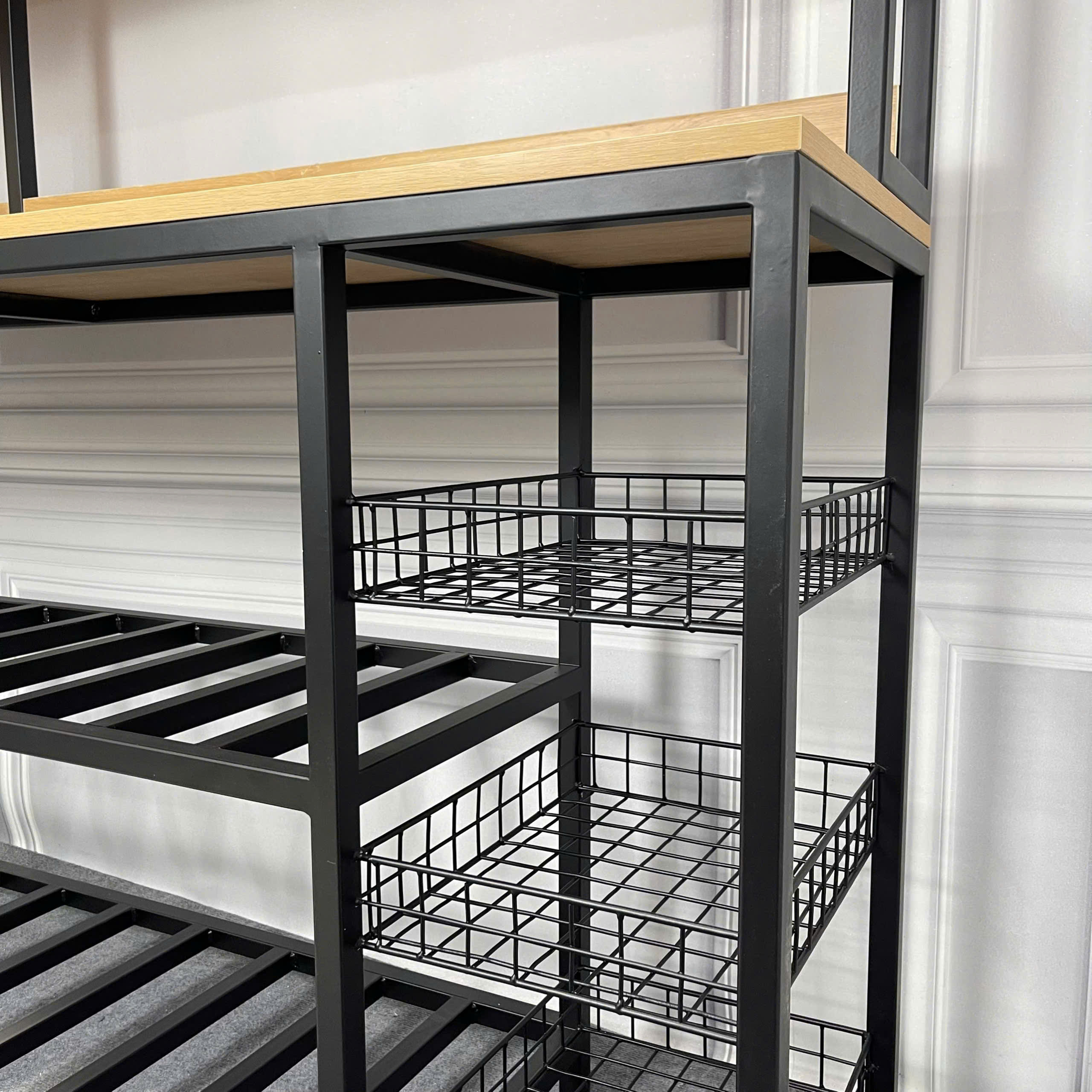 kệ pantry để thiết bị nhà bếp