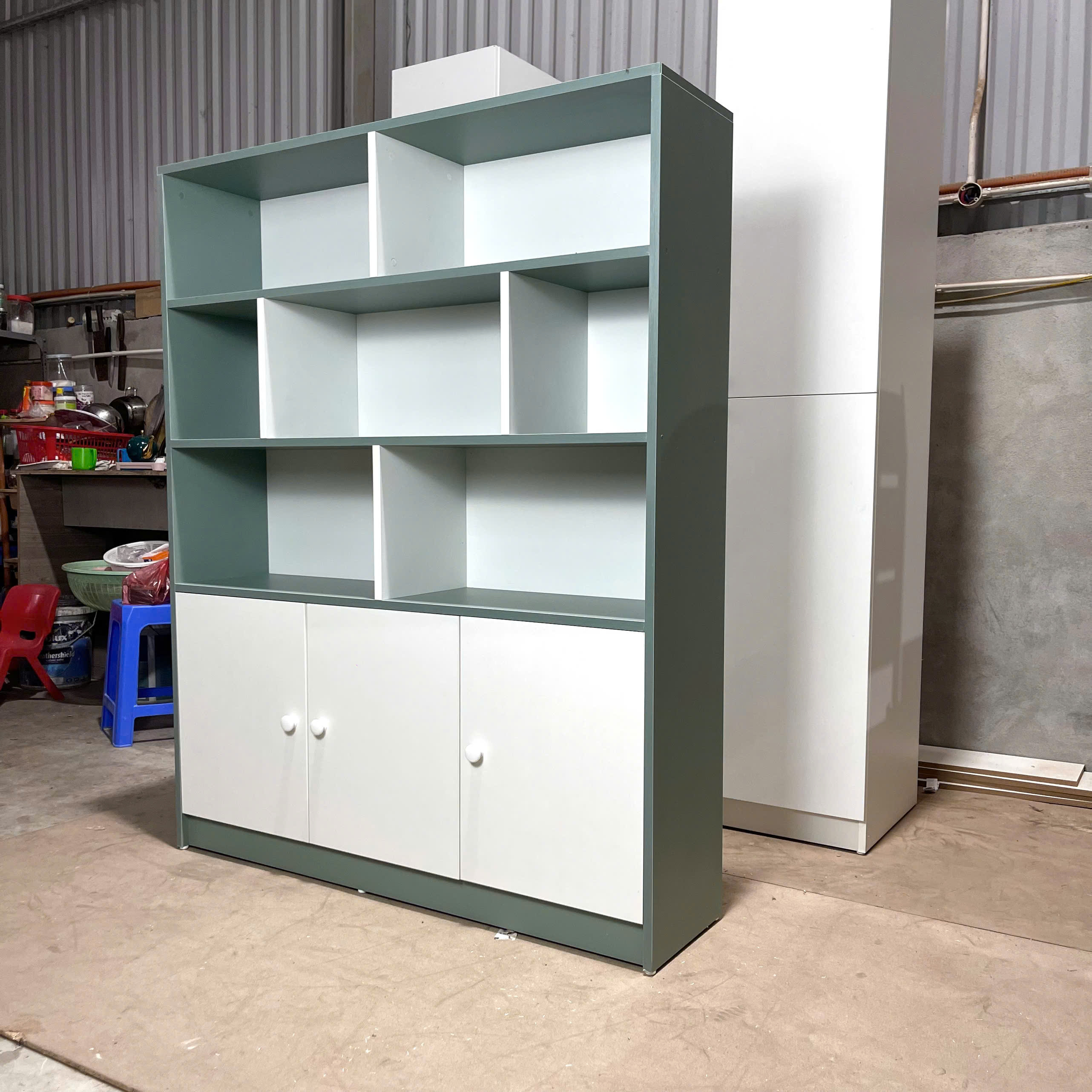 ke-sach-nhieu-ngan-hien-dai