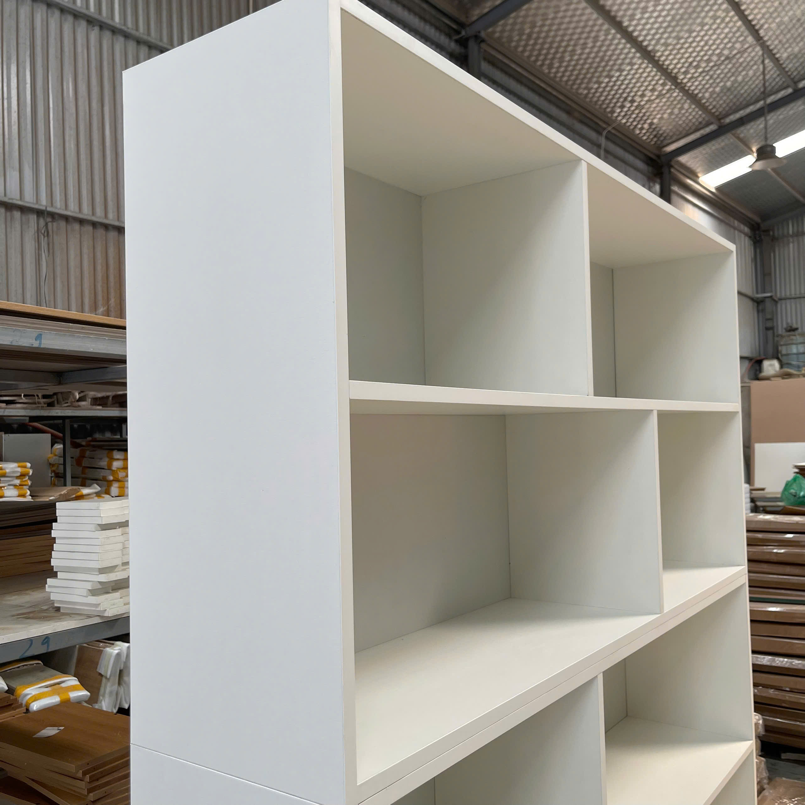 Kệ Sách MDF Melamine 1386x300x1899mm Thiết Kế Nhiều Ngăn Hiện Đại KN Home Decor