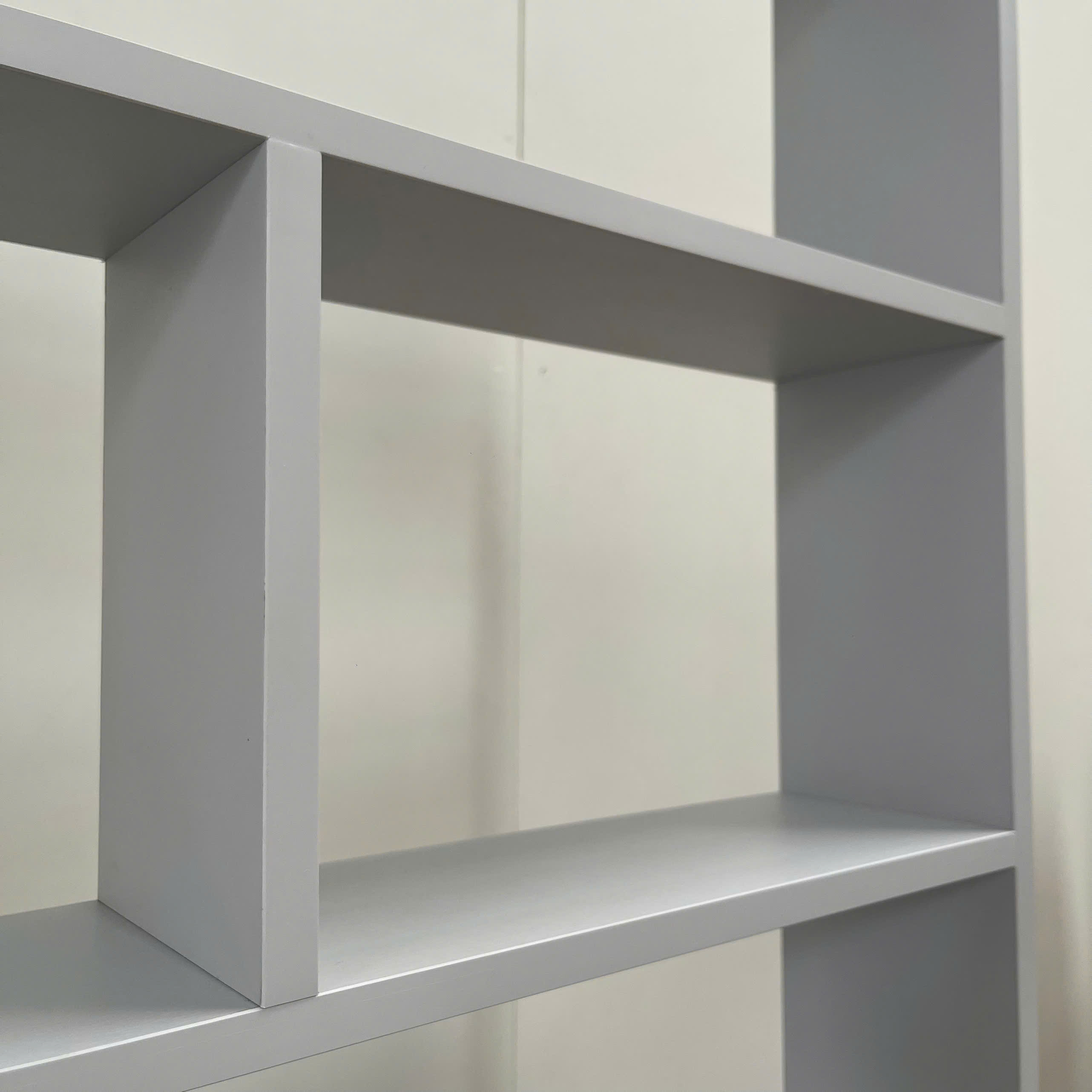 Kệ Sách Trang Trí MDF Melamine 100x15x180cm Thiết Kế So Le Hiện Đại KN Home Decor