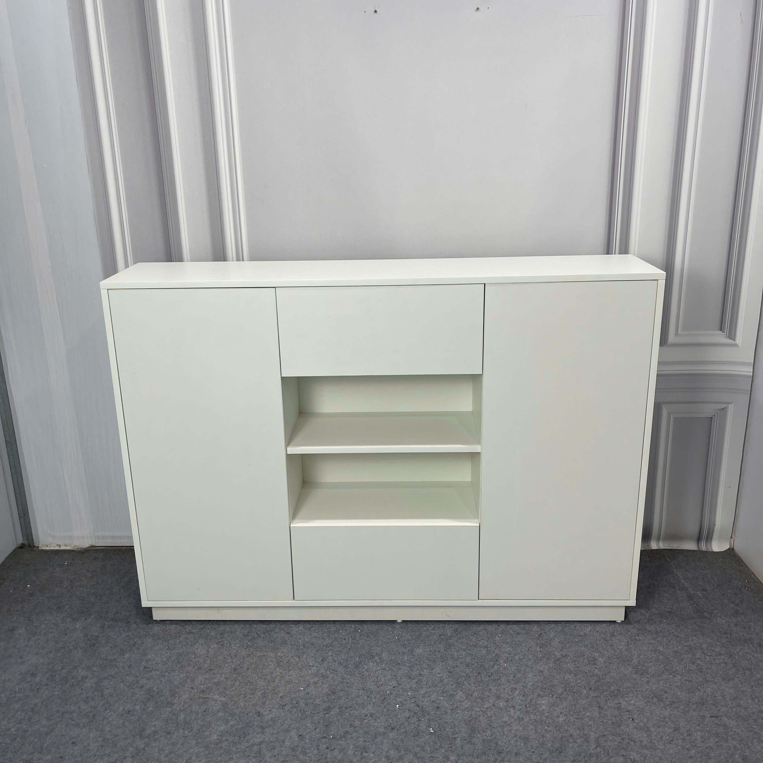 tu da nang phong khach hien dai