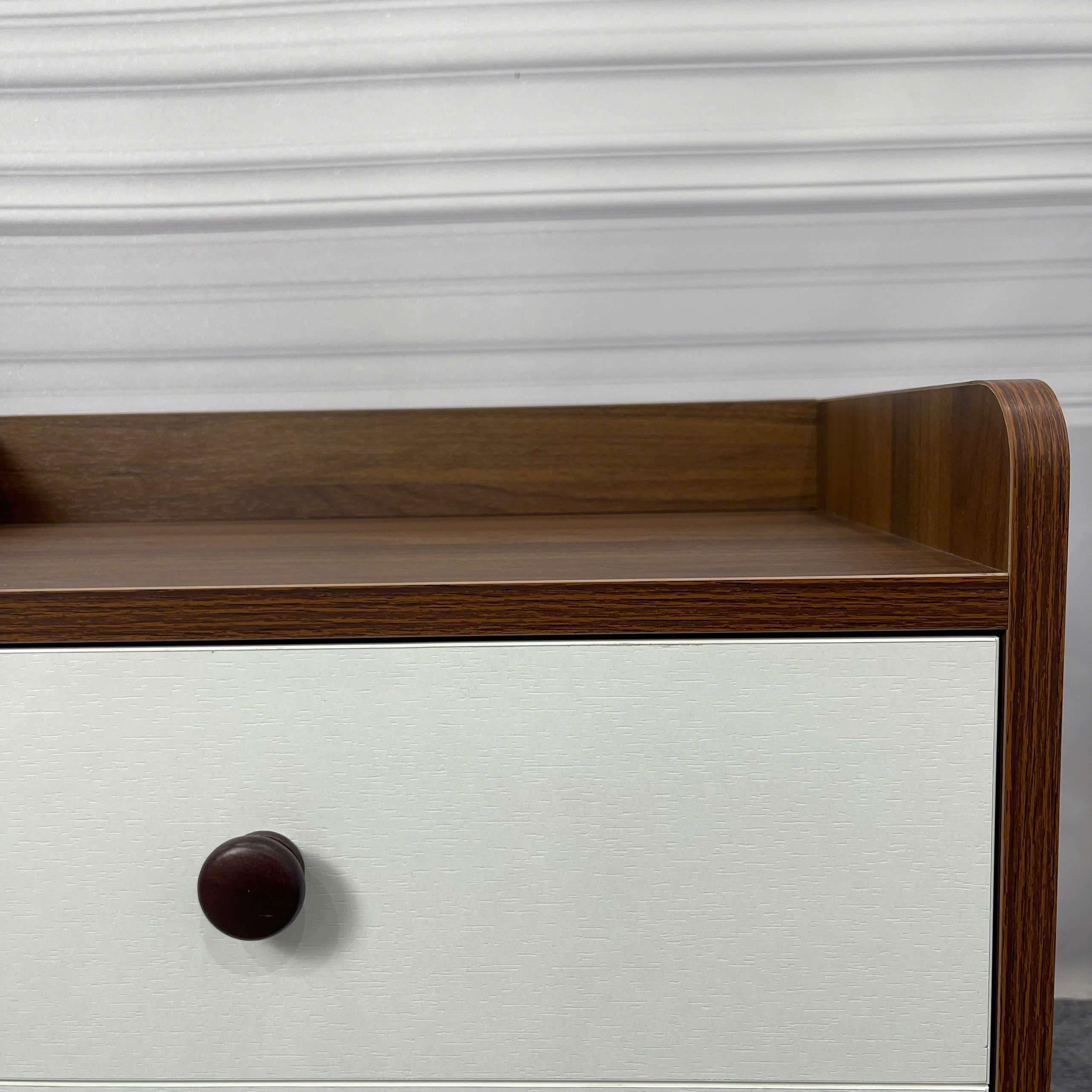 tủ đầu giường phòng ngủ hiện đại