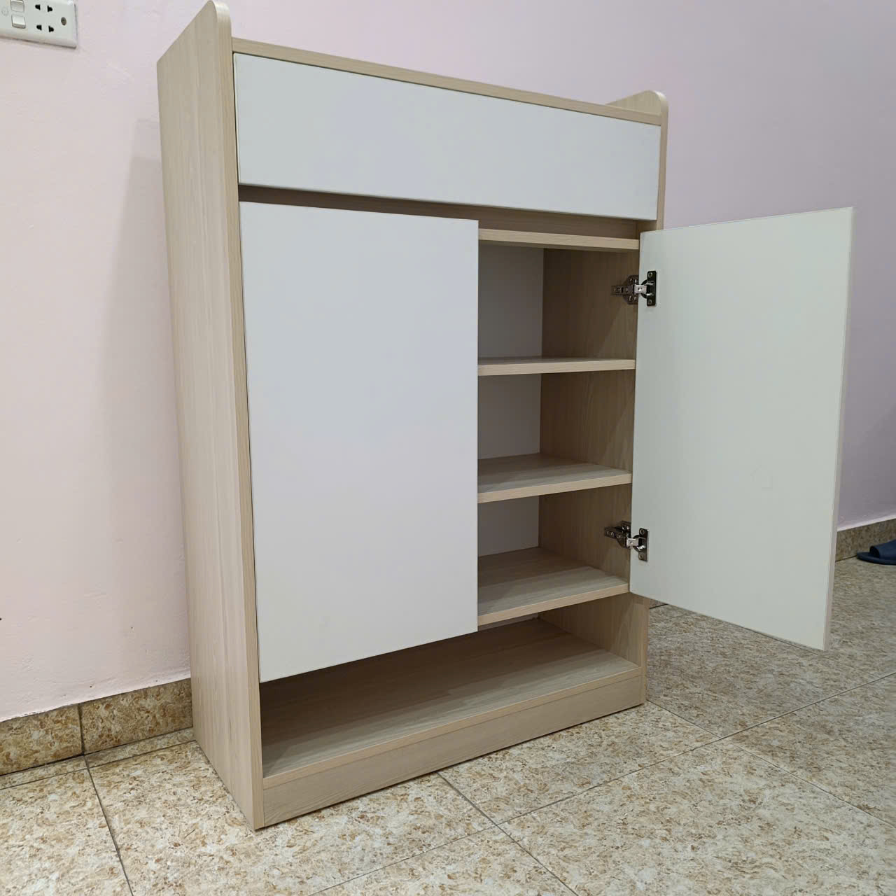 tu giay cua vao nha 80cm