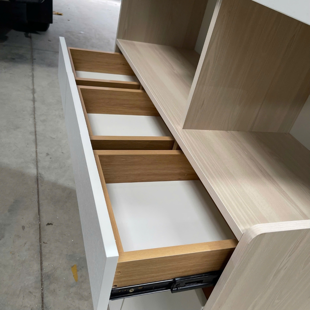 Tủ giày gỗ MDF phủ Melamine  hiện đại, thiết kế đa năng, nhiều kích thước, thương hiệu KN Home Decor.
