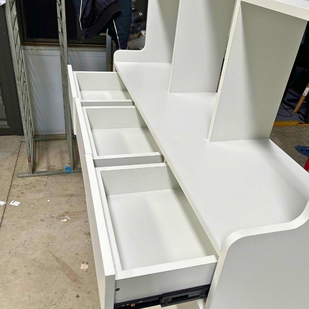 Tủ giày tích hợp ngăn để dép kéo ra tiện lợi