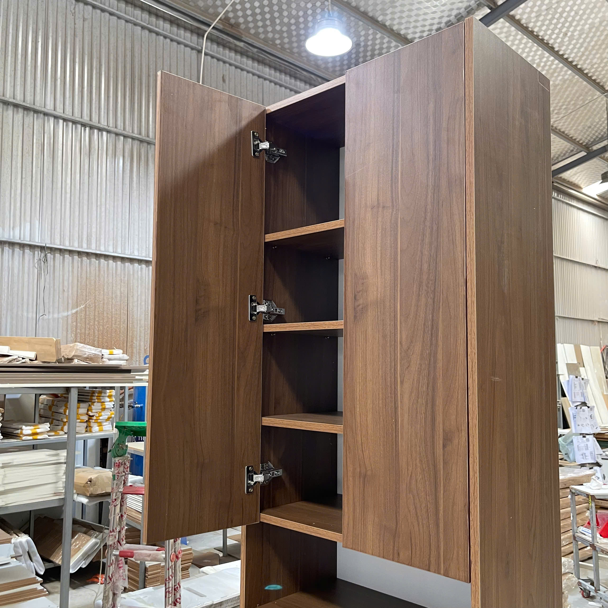 Tủ Giày Kịch Trần MDF Melamine 68x34x240cm Thiết Kế Đa Năng Cánh Đóng KN Home Decor