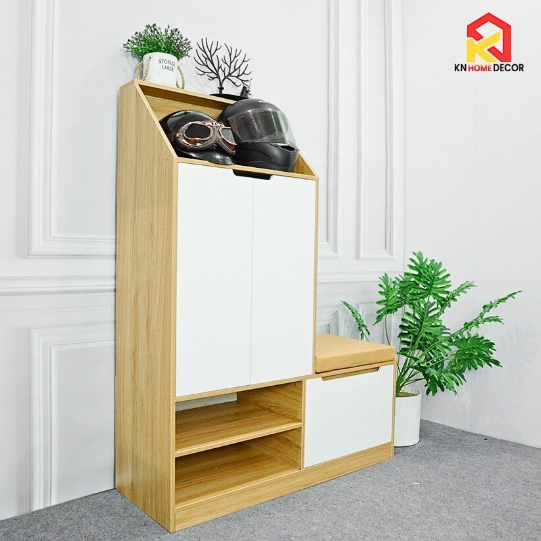 “Tủ giày lắp ráp gỗ MDF phủ Melamine dày 12-15mm, kích thước R90C120S33cm, có đệm ngồi bọc da tiện dụng. Thiết kế hiện đại, nhỏ gọn, 4 màu sắc: trắng, gỗ sồi vàng, vân gỗ xám, nâu óc chó. Phù hợp cho chung cư, nhà phố.”