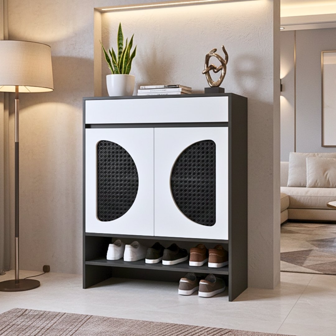 Tủ giày MDF phủ Melamine với cánh phối mây nhựa tự nhiên, thiết kế thông thoáng hiện đại, thương hiệu KN Home Decor.