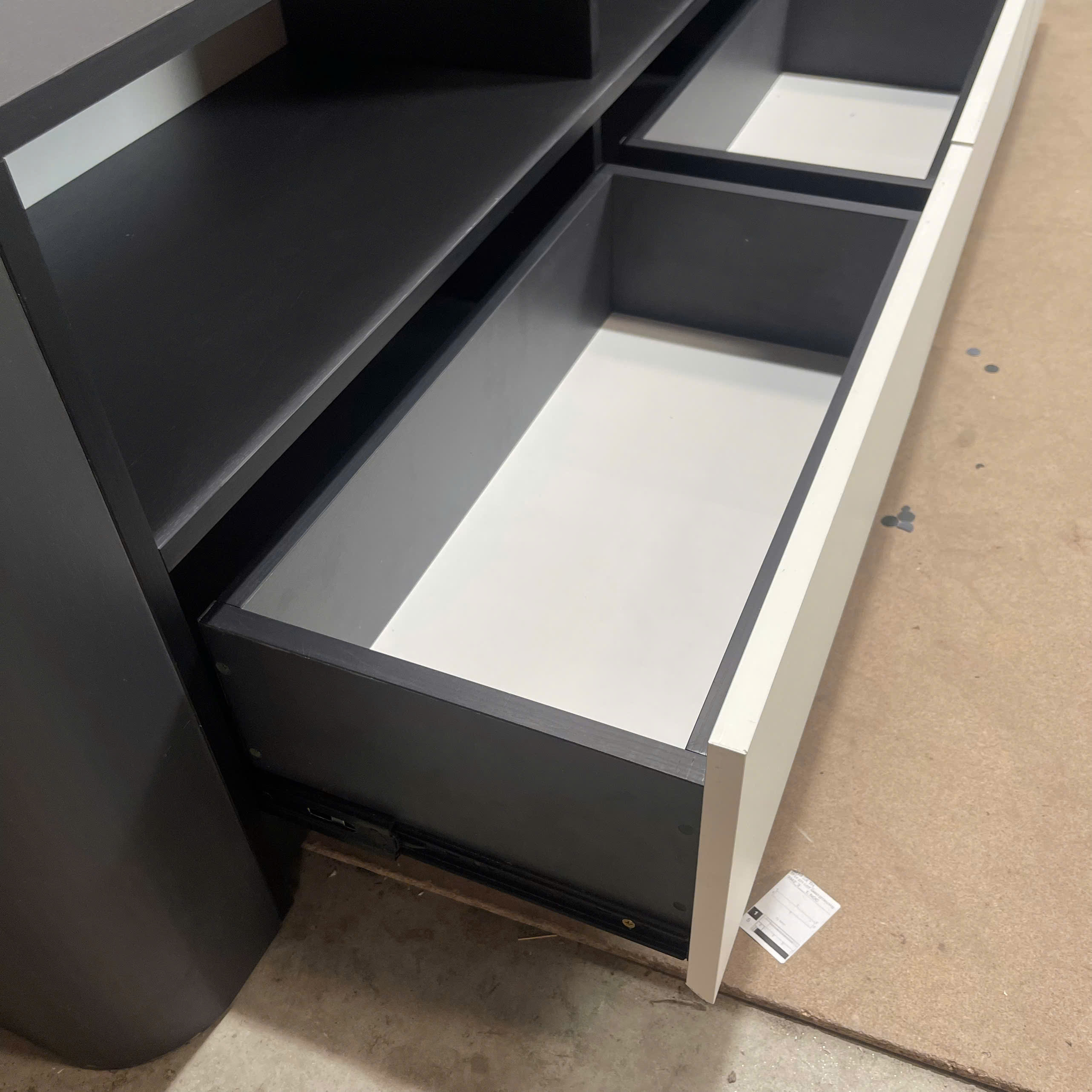 Tủ Kệ Tivi MDF Melamine 220x35x55cm Phong Cách Hiện Đại Bo Góc Mềm KN Home Decor KN-TV2203555