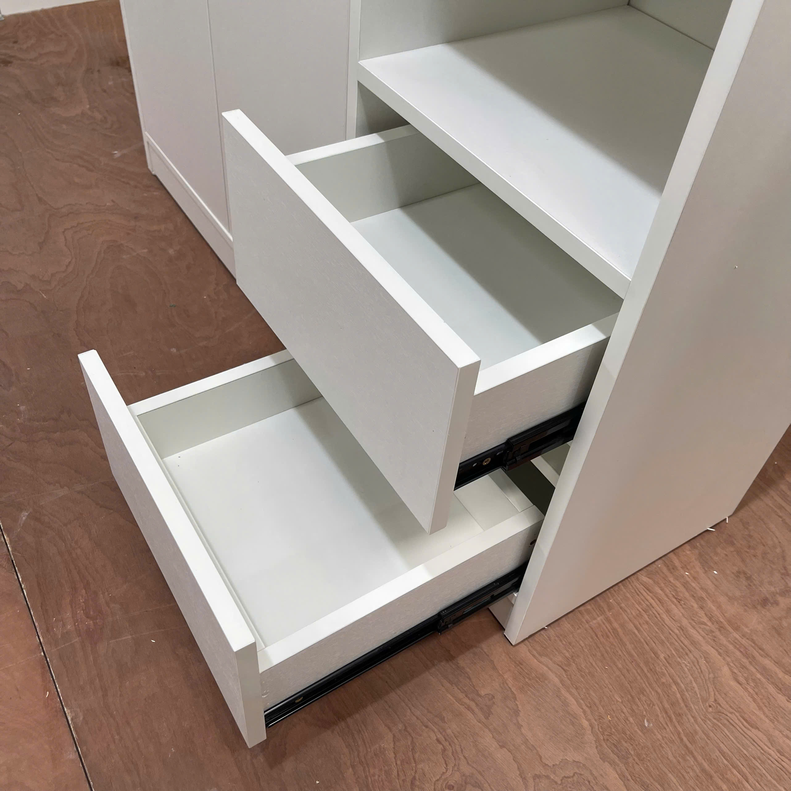 Tủ lưu trữ đa năng cho phòng ngủ hiện đại