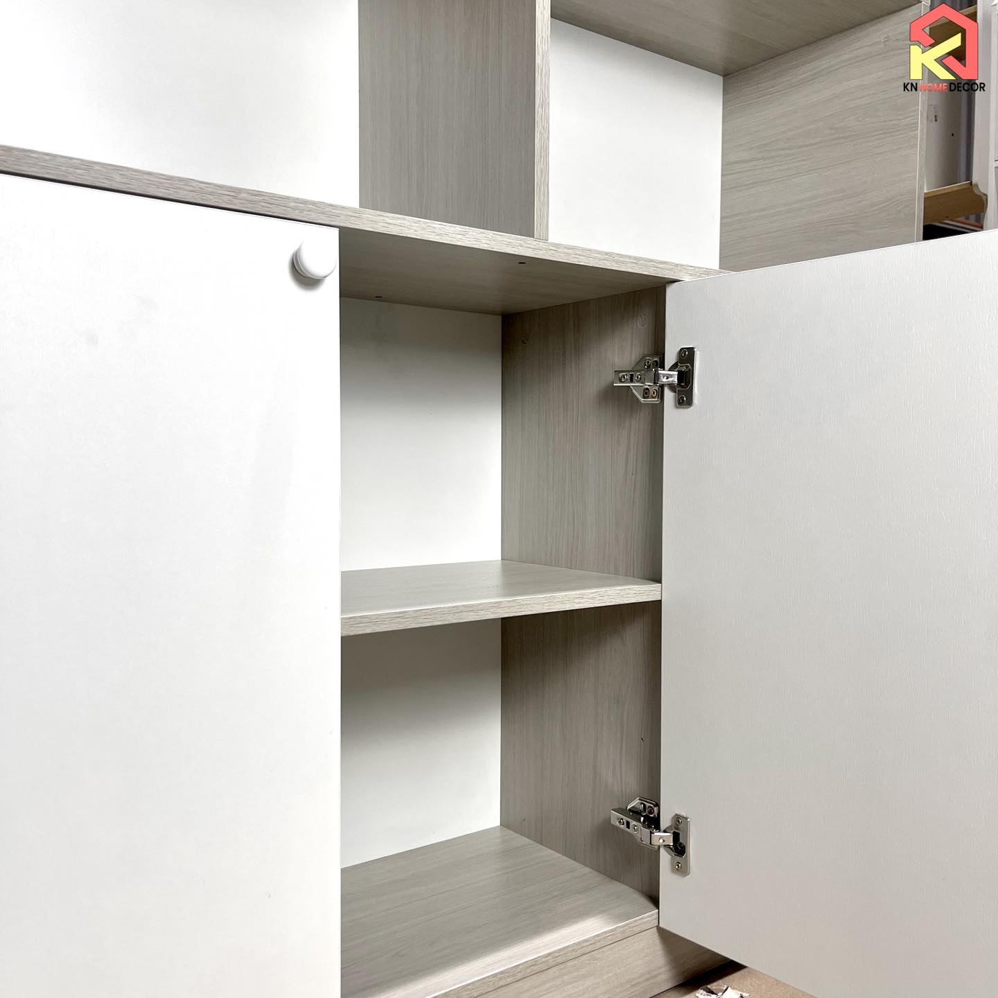 Tủ Lưu Trữ Đa Năng MDF Melamine 130x35x120cm Kệ Trang Trí Kết Hợp Cánh Đóng Hiện Đại KN Home Decor