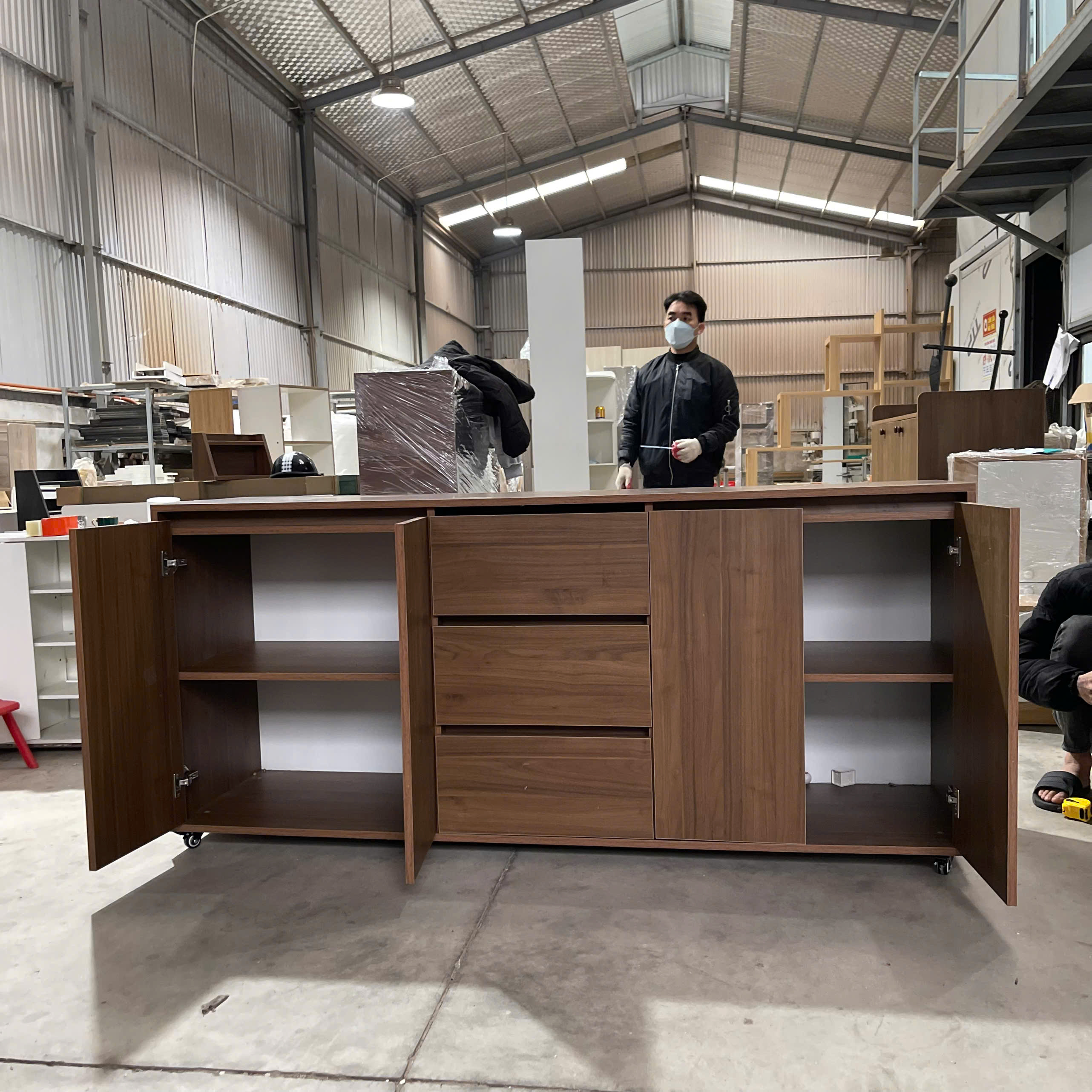 Tủ lưu trữ văn phòng gỗ công nghiệp MDF