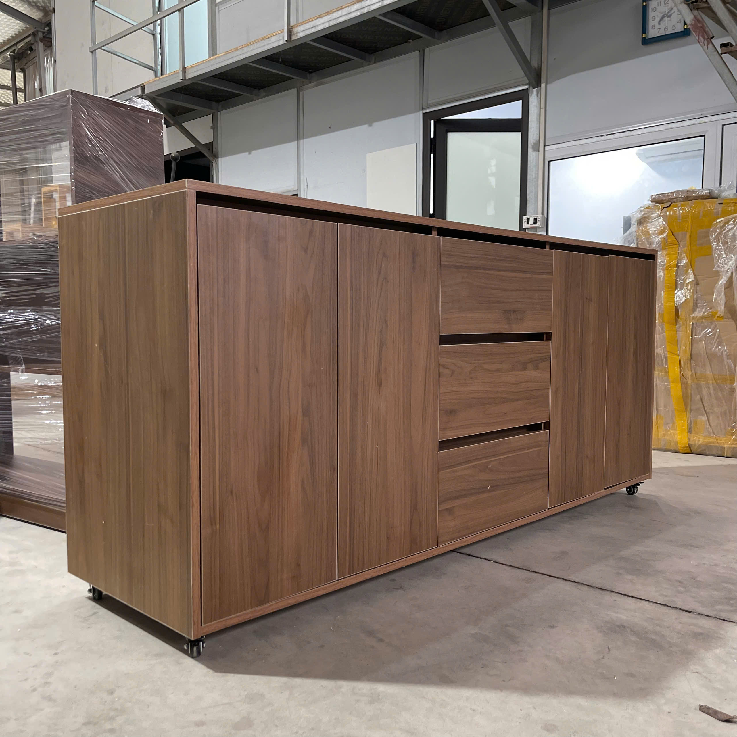 Tủ gỗ MDF lõi xanh chống ẩm cao cấp