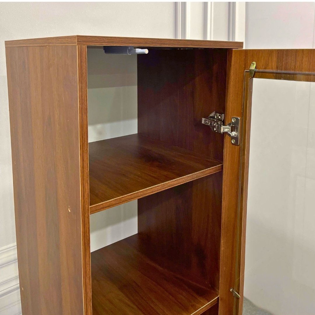 Tủ sách gỗ MDF phủ Melamine, kích thước 40x40x140 cm, cánh kính cường lực 5mm, màu trắng, gỗ sồi vàng hoặc vân gỗ xám, thiết kế hiện đại tiết kiệm diện tích