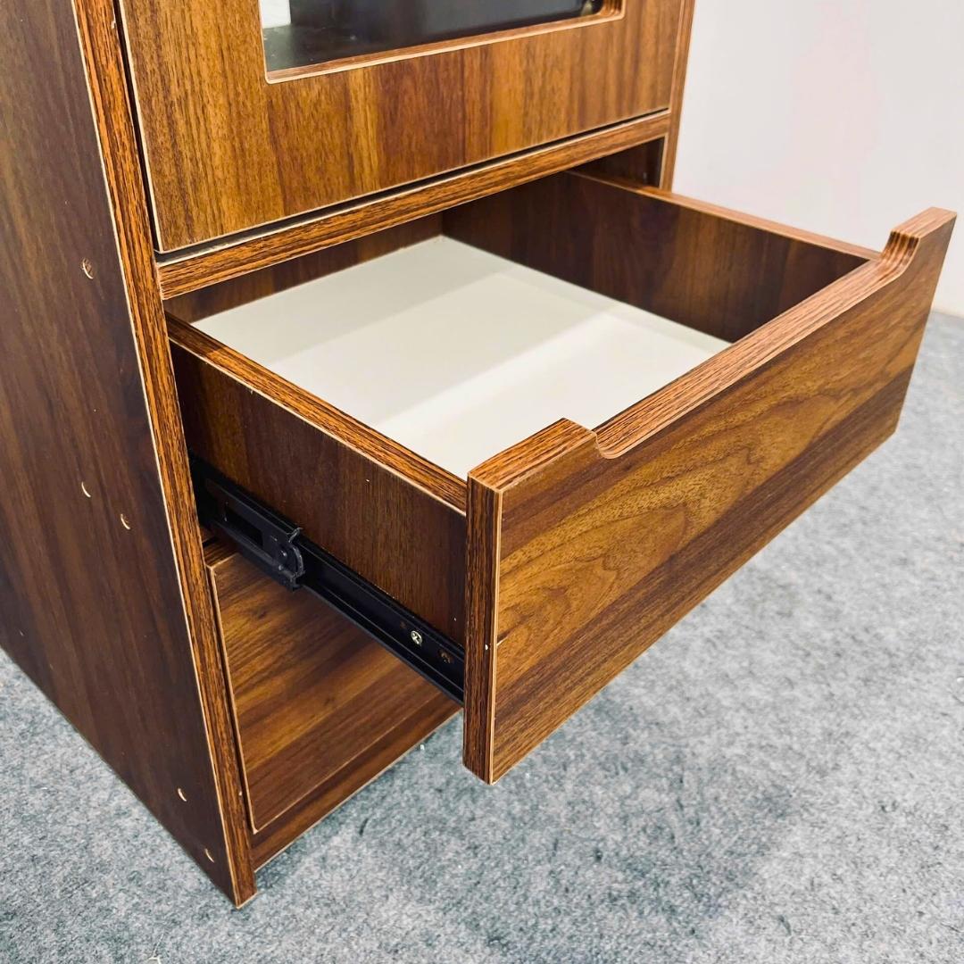 Tủ sách gỗ MDF phủ Melamine, kích thước 40x40x140 cm, cánh kính cường lực 5mm, màu trắng, gỗ sồi vàng hoặc vân gỗ xám, thiết kế hiện đại tiết kiệm diện tích