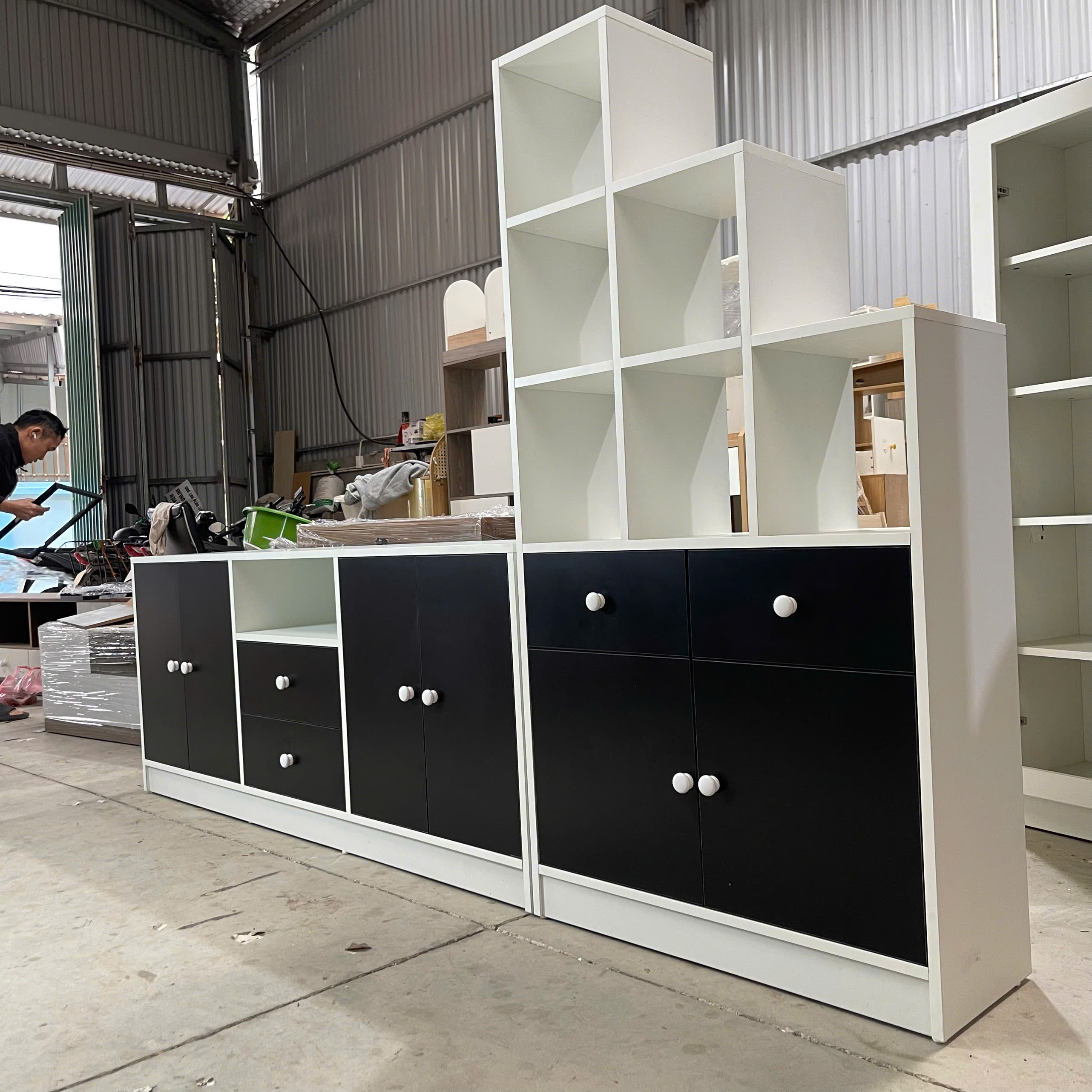 Ngăn kéo tủ tivi ray bi 3 lớp trượt êm