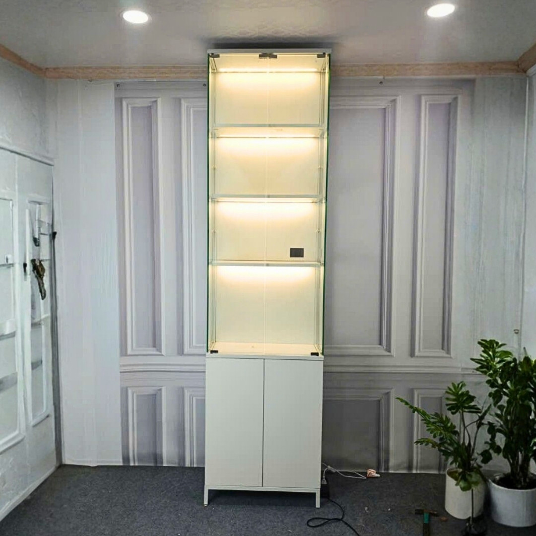 Tủ trưng bày MDF phủ melamine phối kính cường lực 8mm sang trọng – KN Home Décor