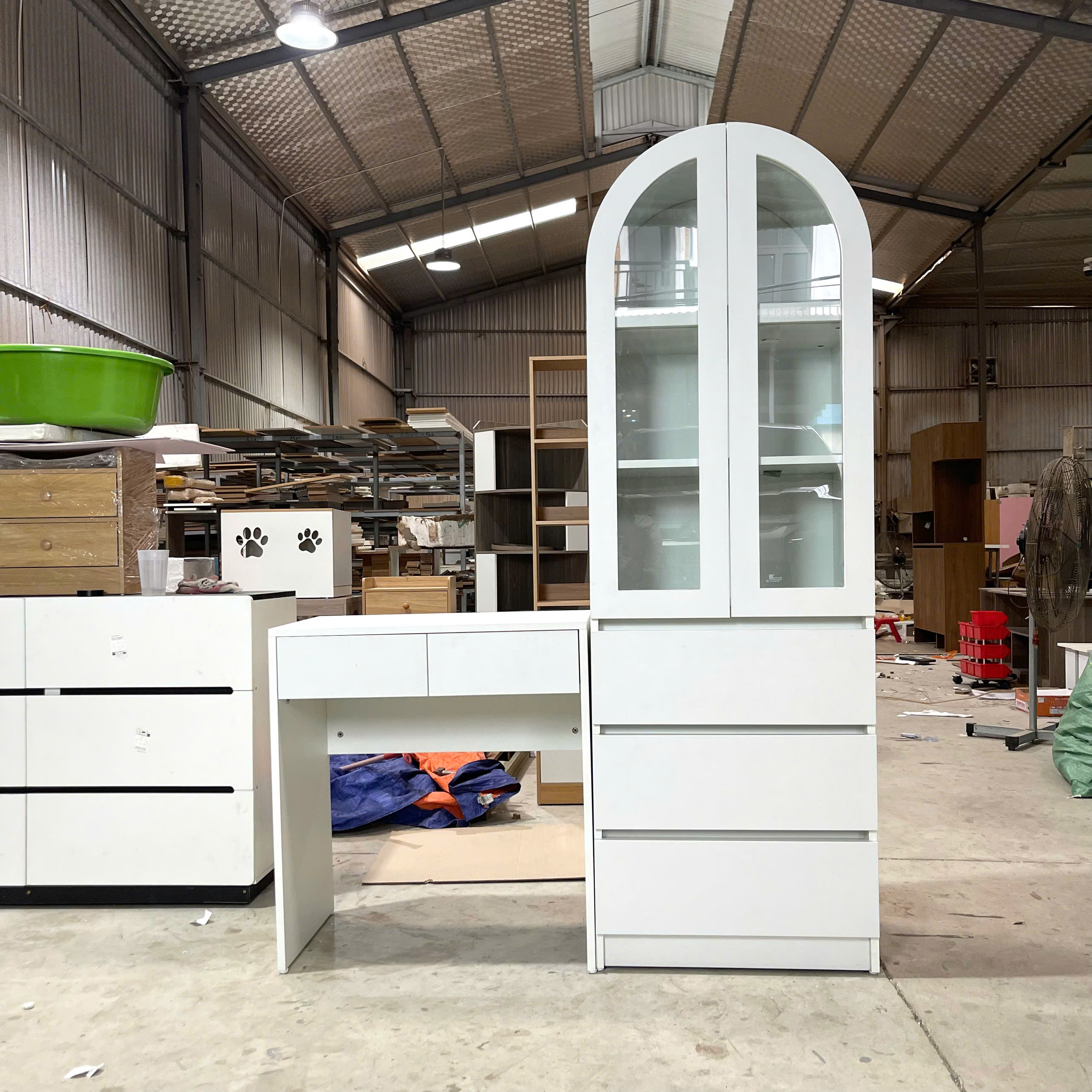 tủ trưng bày MDF Melamine