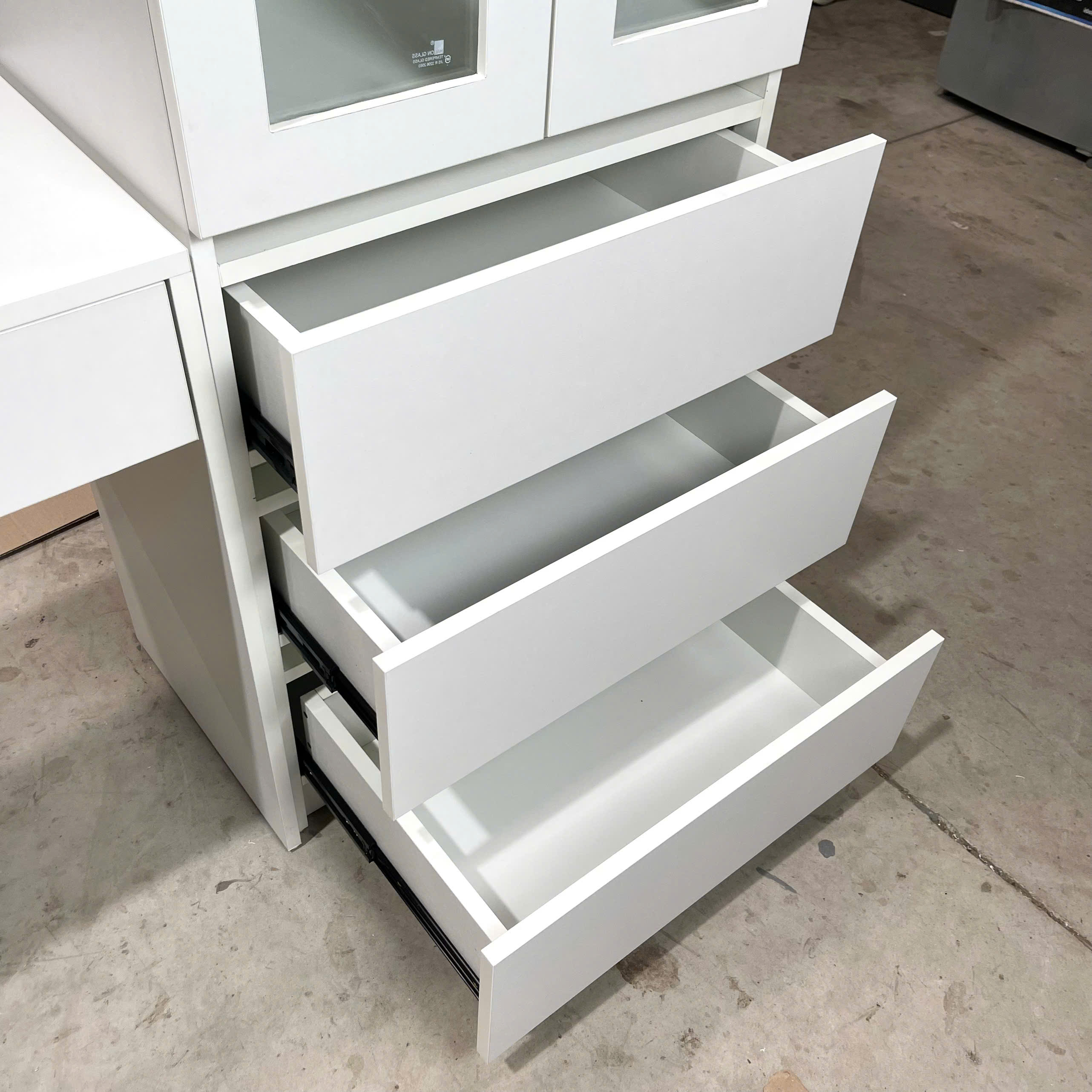 tủ trưng bày cao 180cm