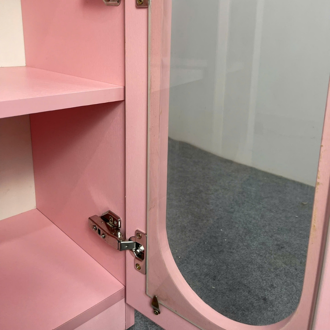 Tủ trang trí gỗ MDF phủ melamine phối kính cường lực 5mm – thiết kế hiện đại, sang trọng