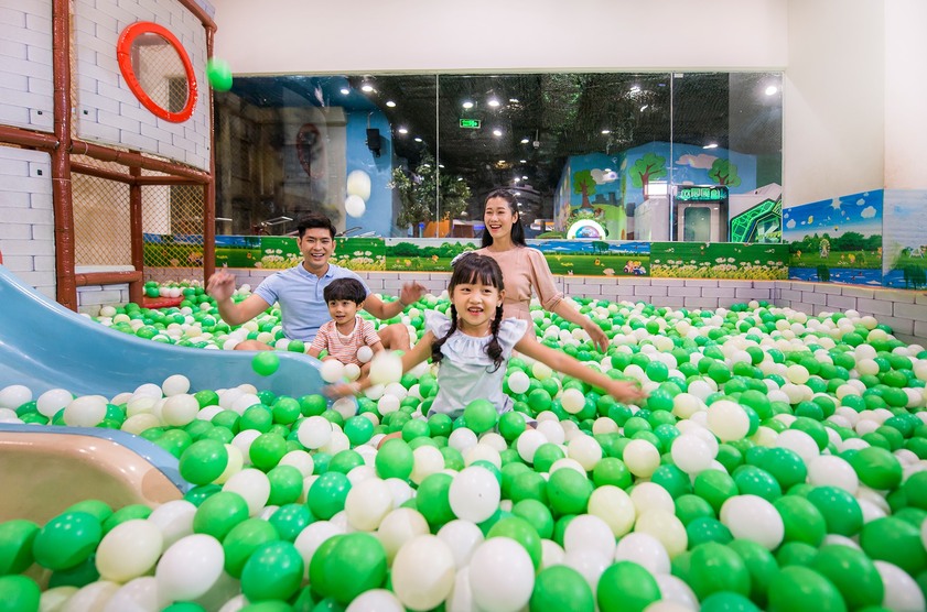 Đặt Tour Đoàn Trường Trải Nghiệm Vui Chơi Tại VinKE Times City