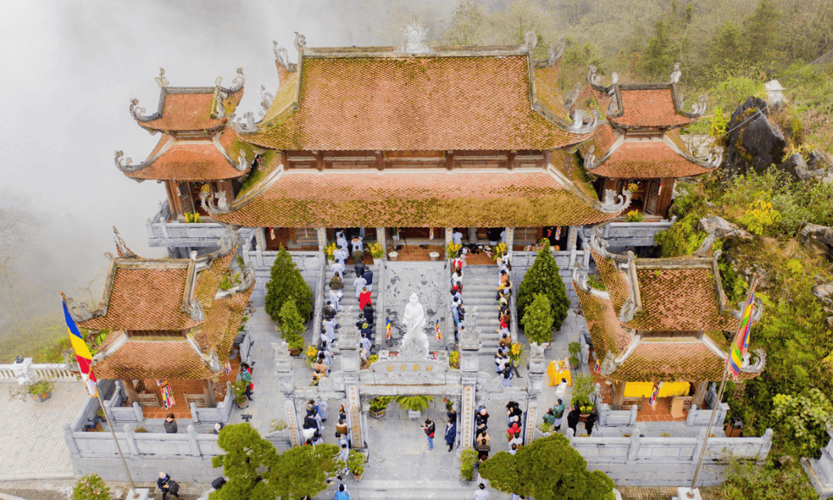 Top 10 điểm du lịch tâm linh nổi tiếng ở Lào Cai
