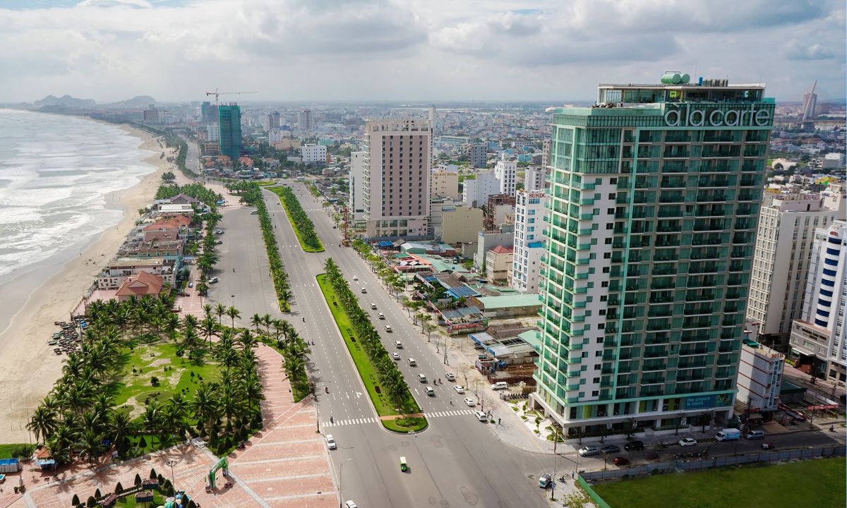 À La Carte Đà Nẵng Beach Hotel