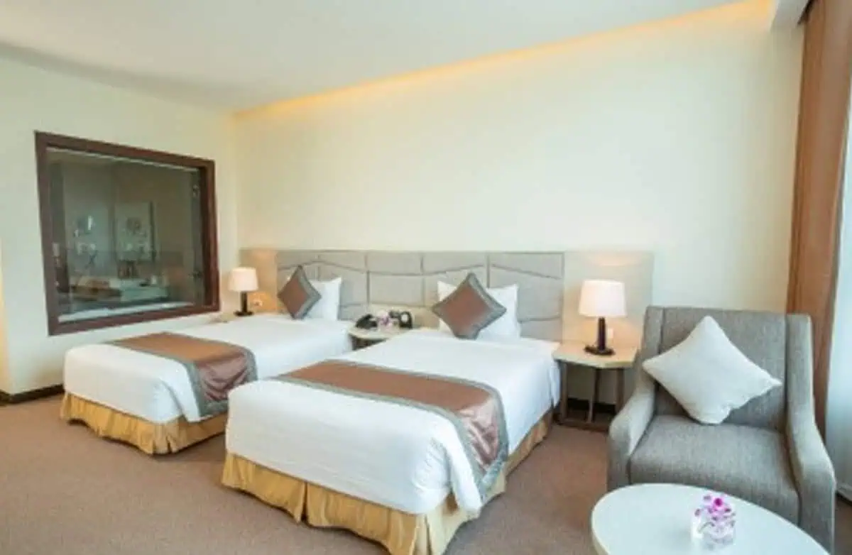 Khách sạn Mường Thanh Luxury Diễn Lâm