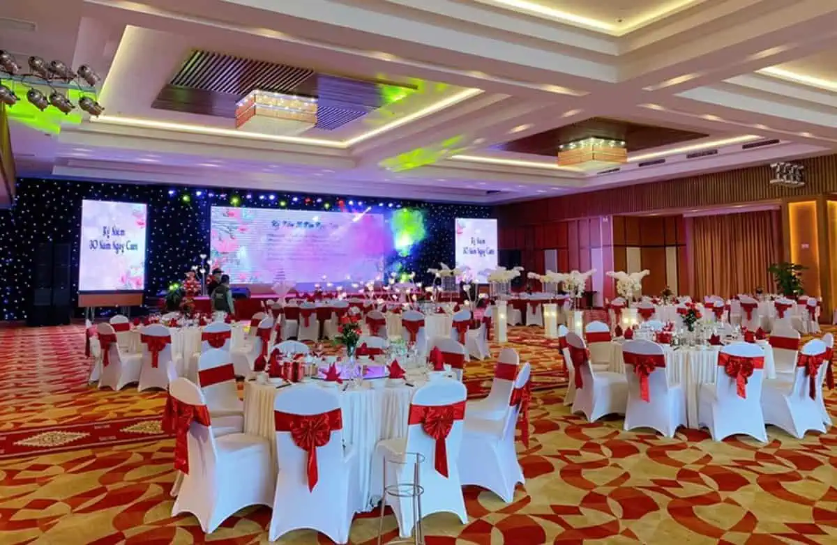 Khách sạn Mường Thanh Luxury Nhật Lệ