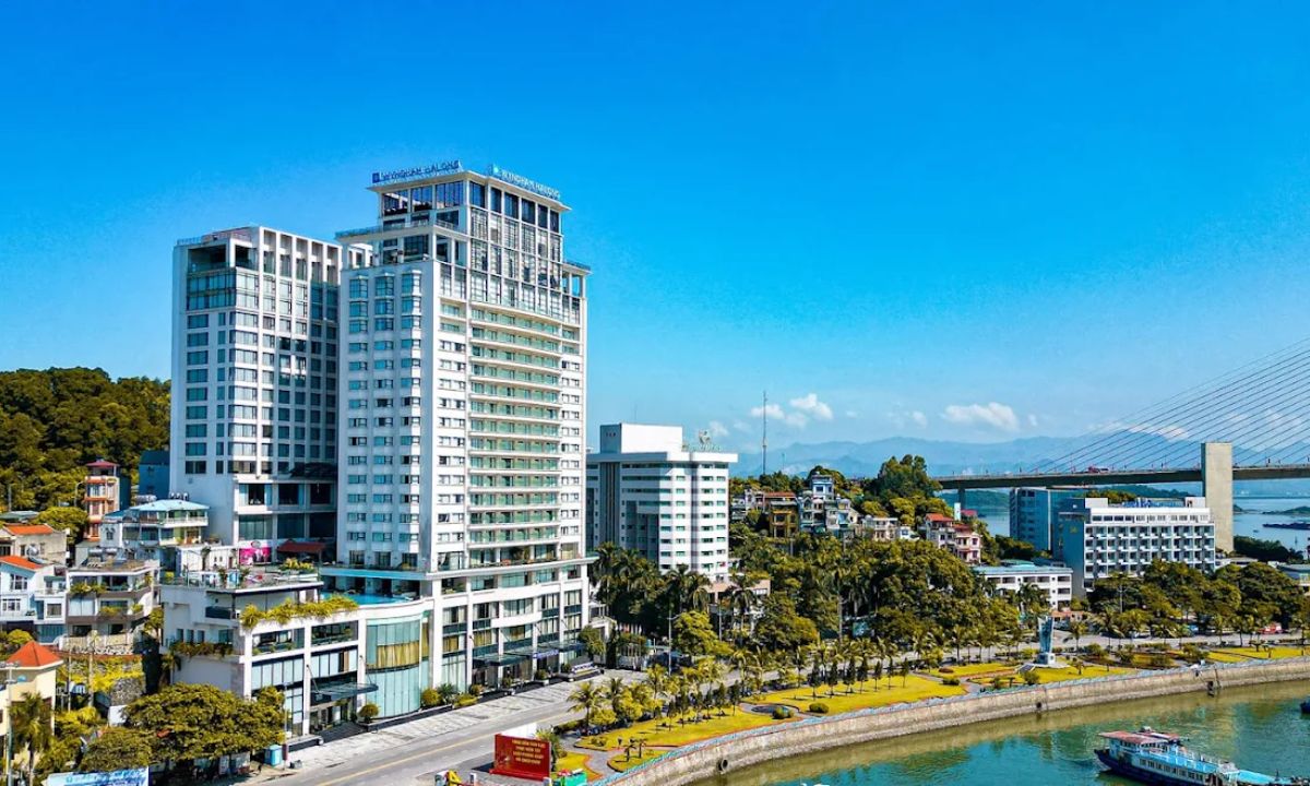 Wyndham Legend Hạ Long