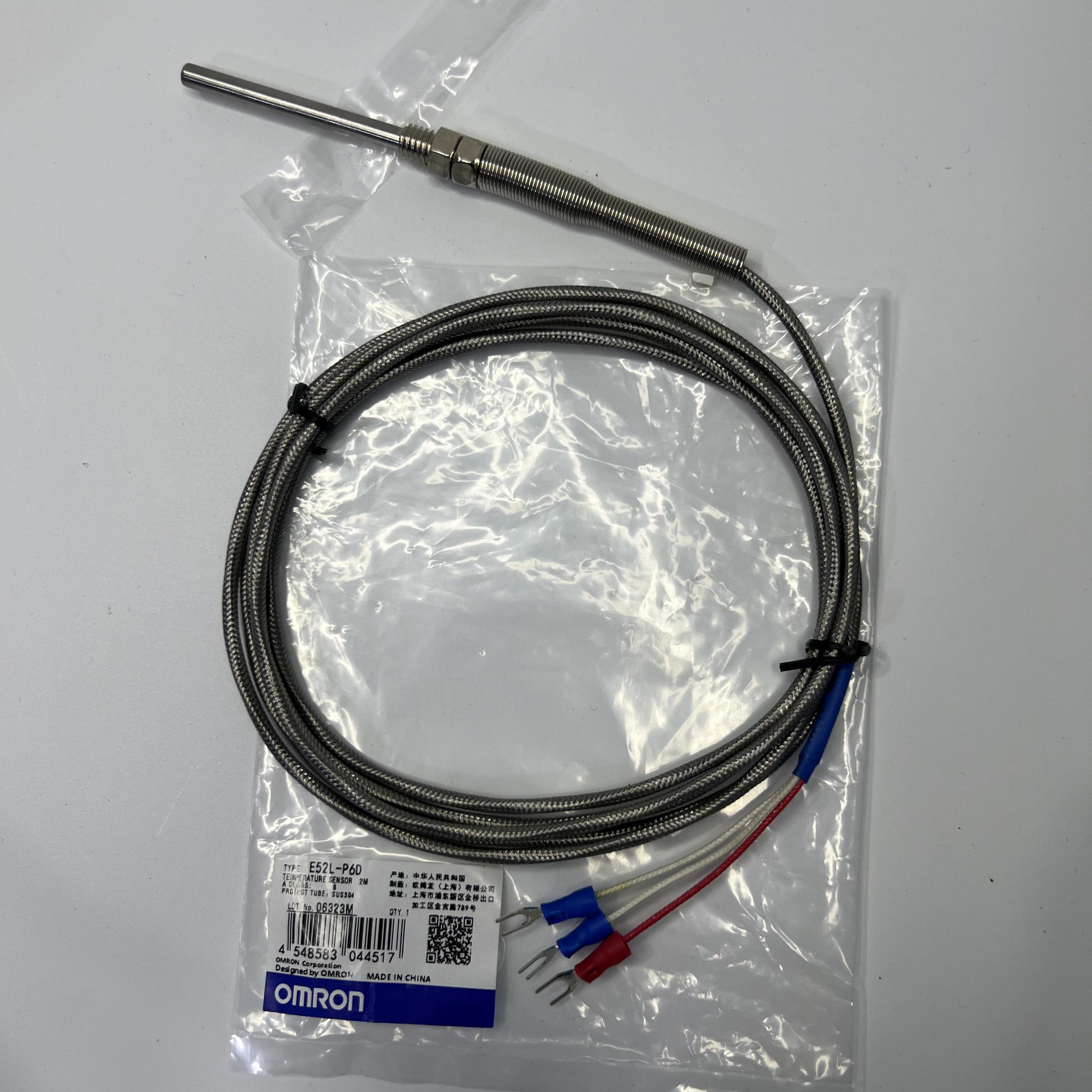 Cảm biến nhiệt độ PT100 OMRON E52L-P6D Ren M8 phi 5 X 50 dây 2M