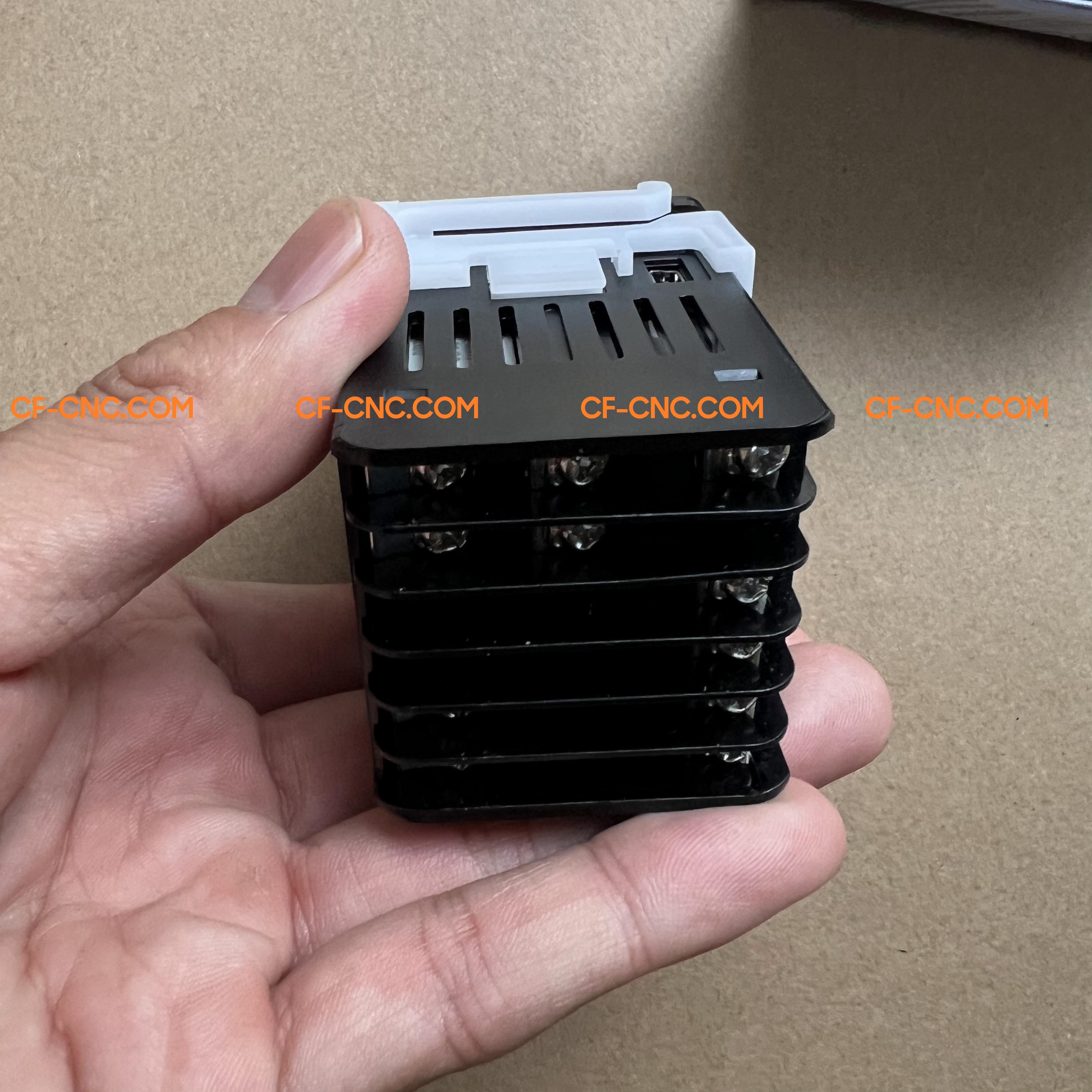 Bộ điều khiển nhiệt độ VX4 HANYOUNG NUX korea