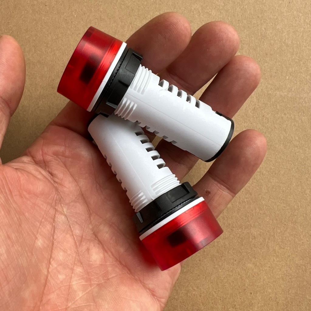 Còi báo gắng mặt tủ phi 22mm có đèn