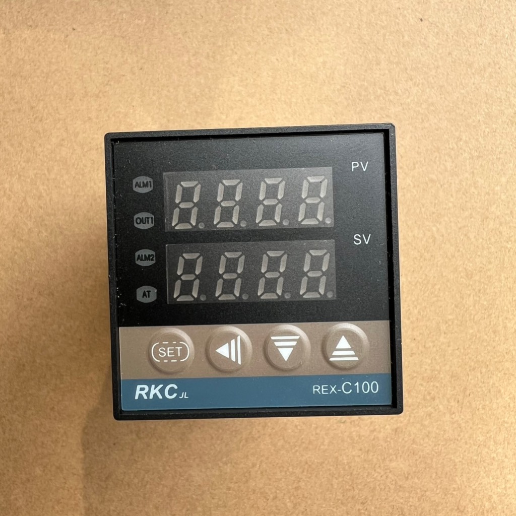 Bộ điều khiển nhiệt độ REX-C100