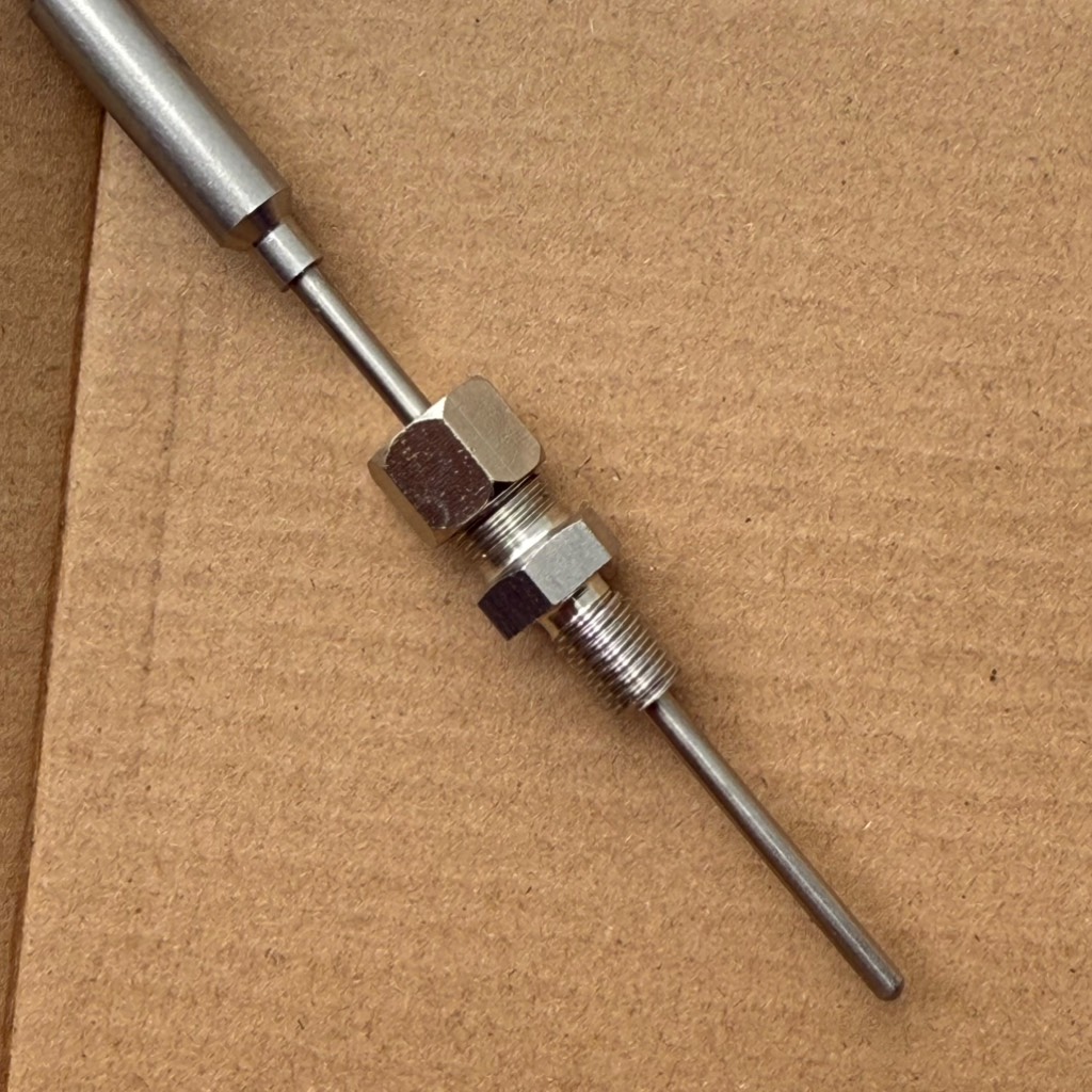 Đầu ren cố định cảm biến trượt được phi 3 ren 9,6 R1/8 ren M8
