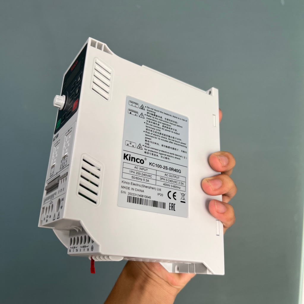 Biến tần 1 pha 220V ra 3 pha 220V Kinco KC100