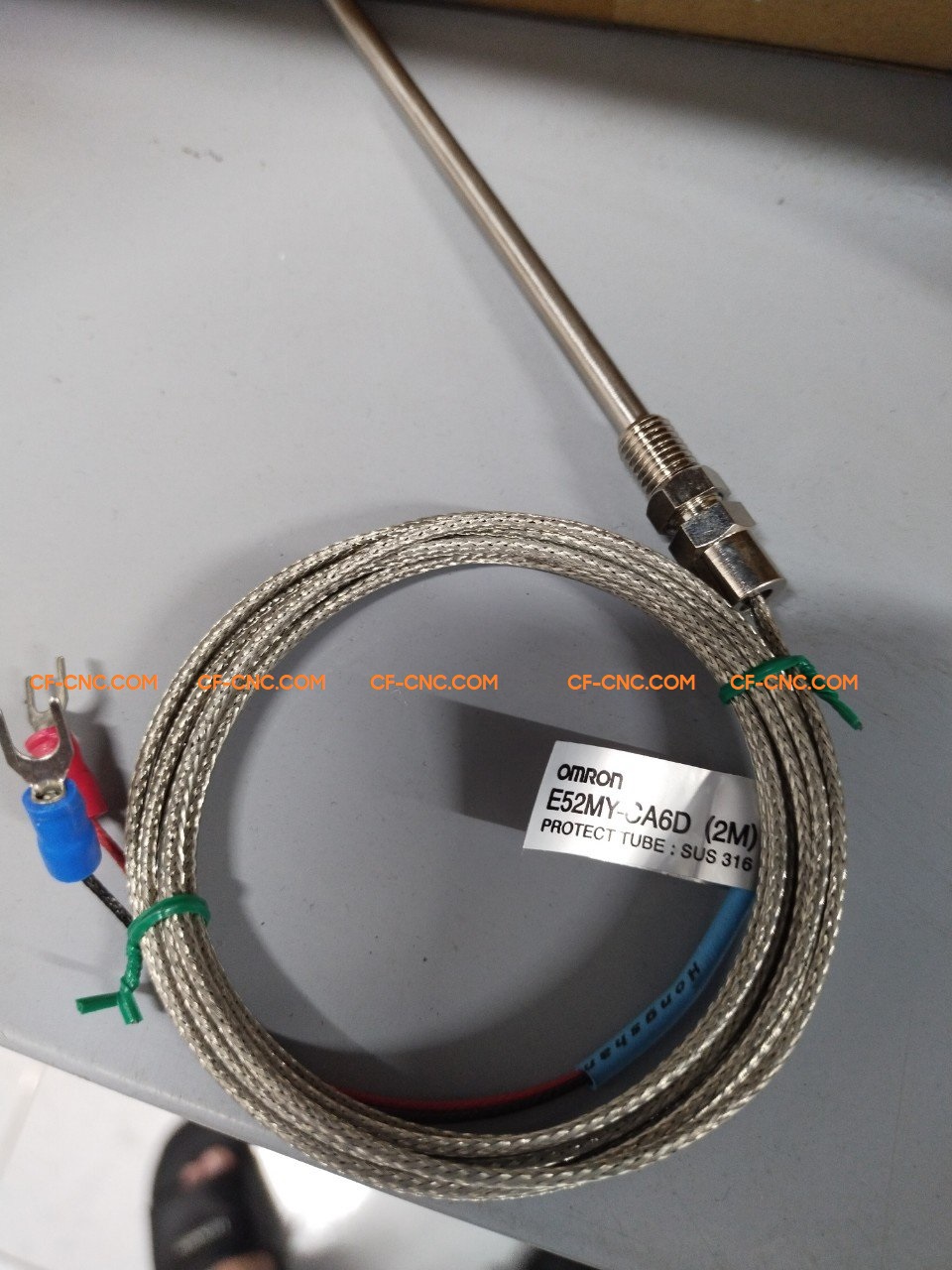 Cảm biến nhiệt độ loại K E52MY-CA6D D4.7MM SUS316 2M